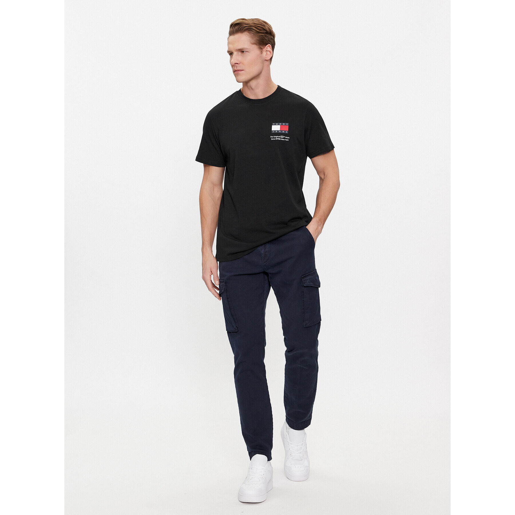 Tommy Jeans Tricou Tjm Slim Essential Flag Tee Ext DM0DM18263 Negru Slim Fit - Pled.ro