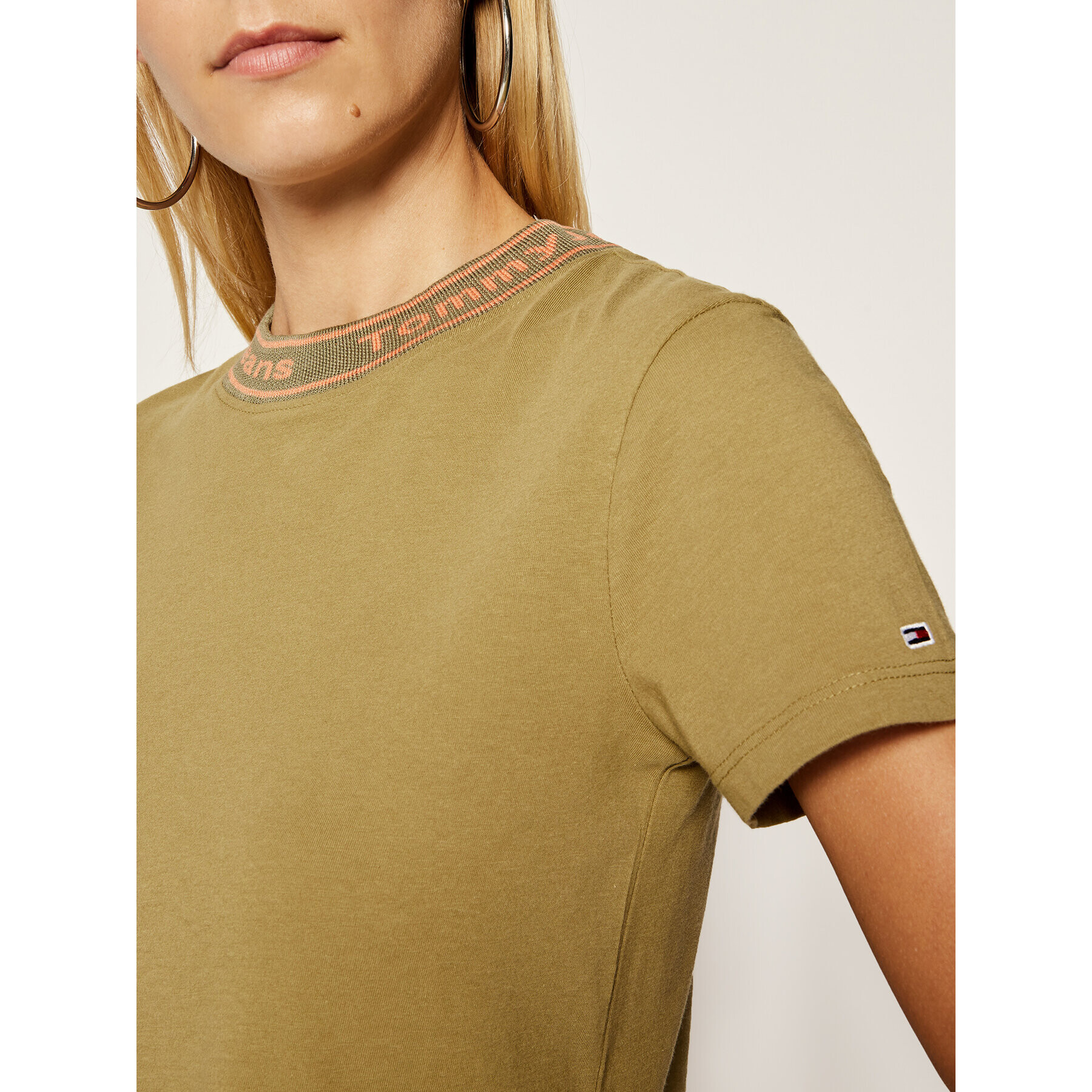 Tommy Jeans Tricou Tjw Branded Neck Tee DW0DW08005 Verde Regular Fit - Pled.ro