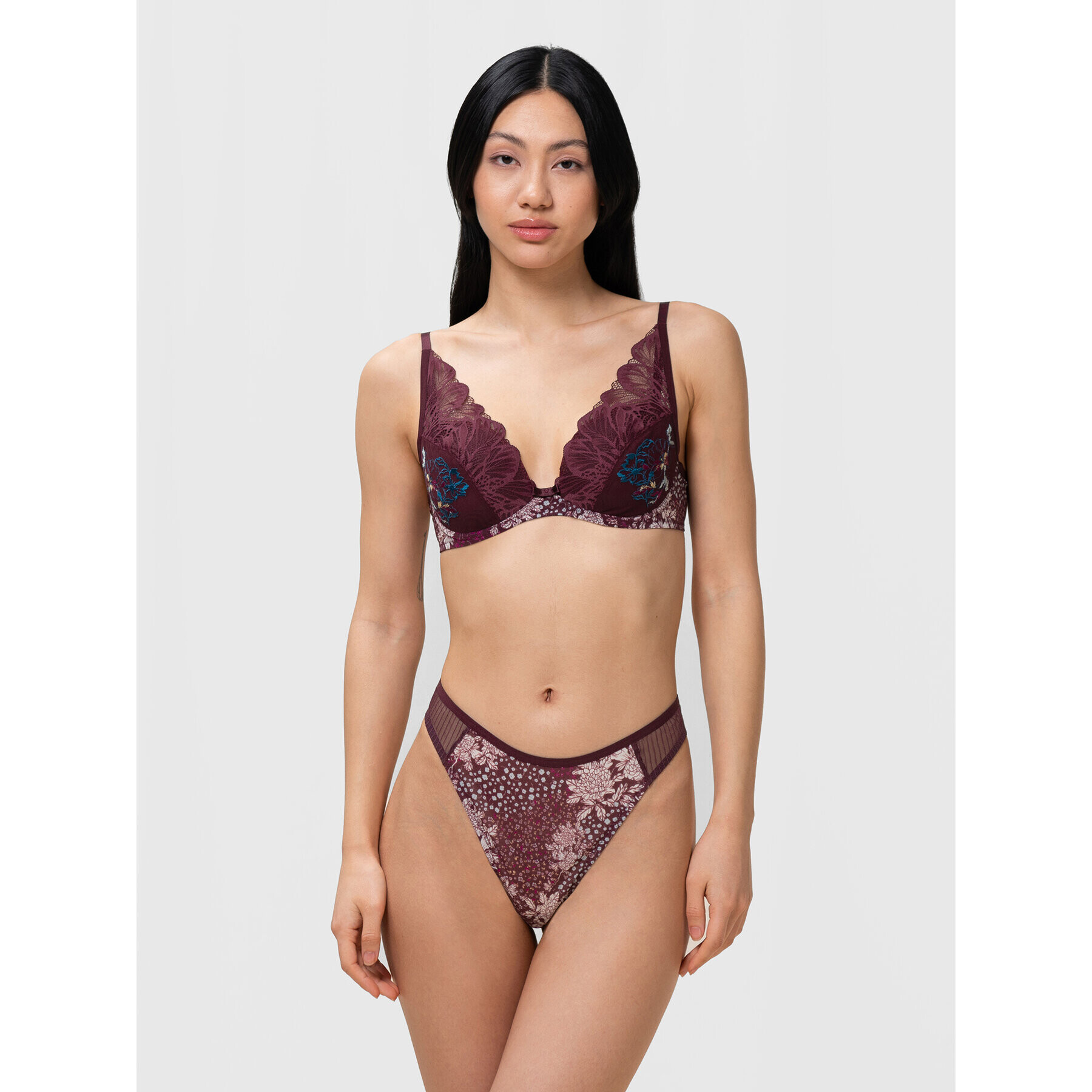 Triumph Sutien cu armătură Lavish Spotlight 10213083 Vișiniu - Pled.ro