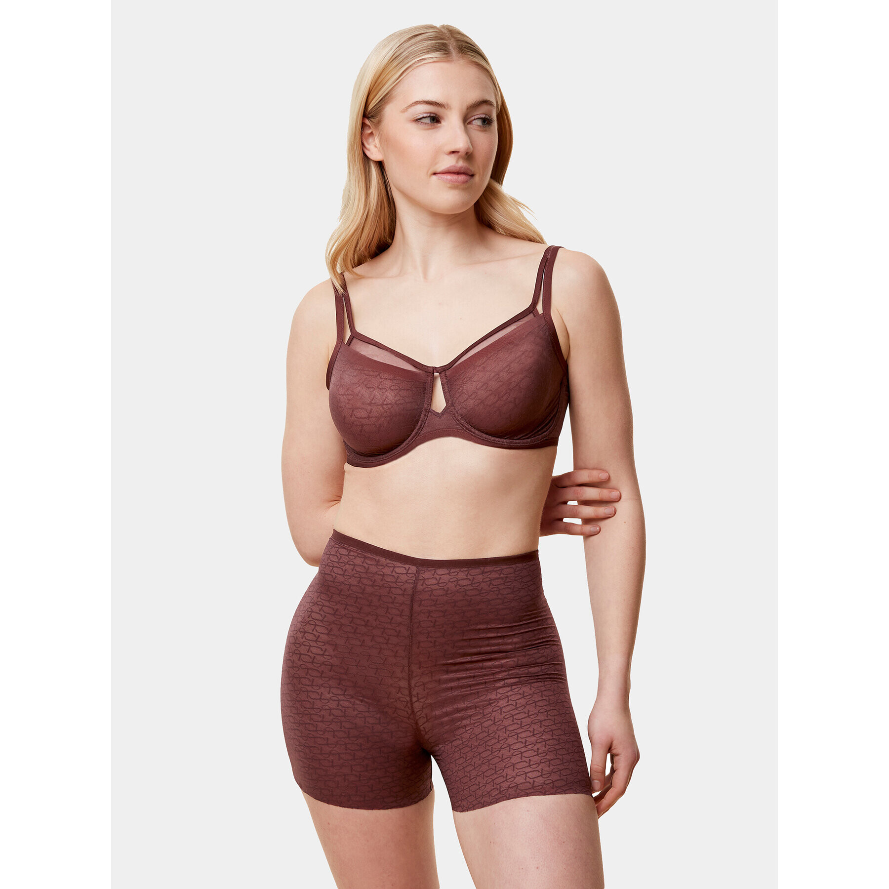 Triumph Sutien cu armătură Signature Sheer W01 EX 10215906 Maro - Pled.ro