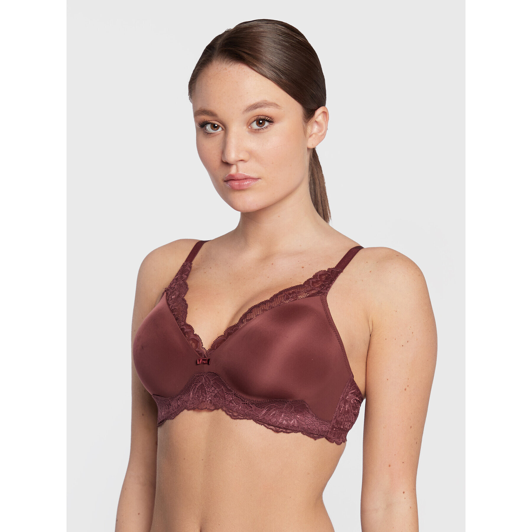 Triumph Sutien fără armătură Amourette Charm 10201694 Maro - Pled.ro