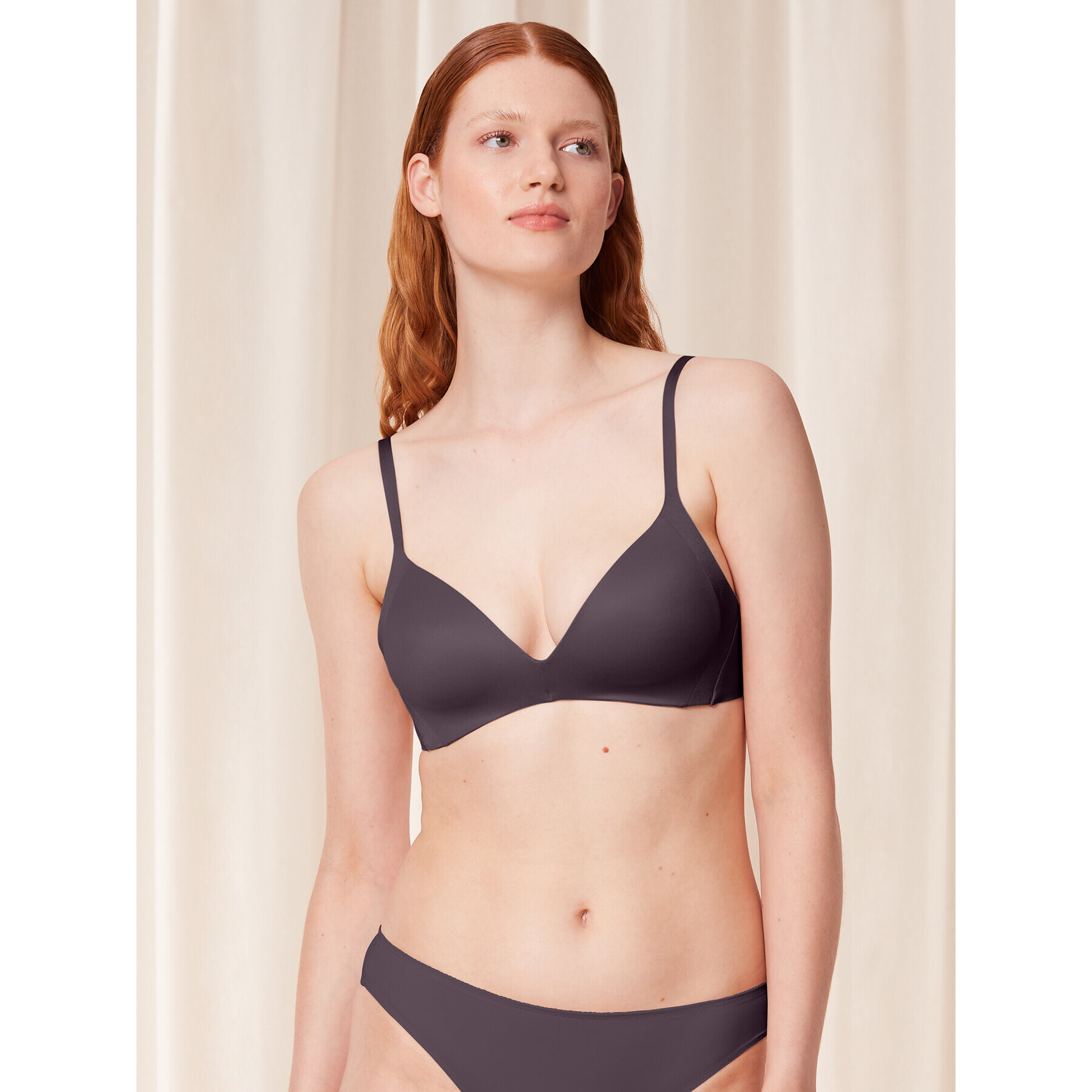 Triumph Sutien fără armătură Body Make-up Soft Touch P EX 10193526 Roșu - Pled.ro