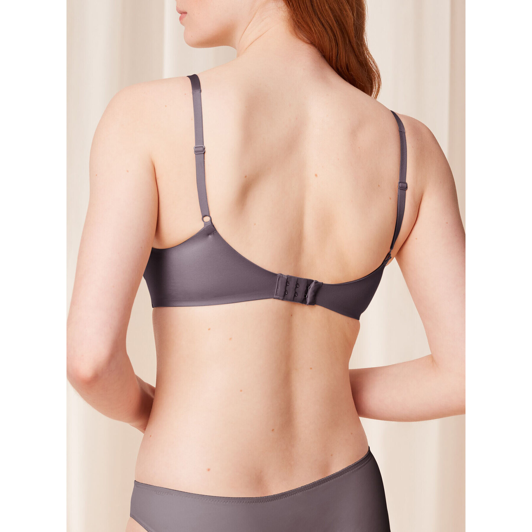 Triumph Sutien fără armătură Body Make-up Soft Touch P EX 10193526 Roșu - Pled.ro