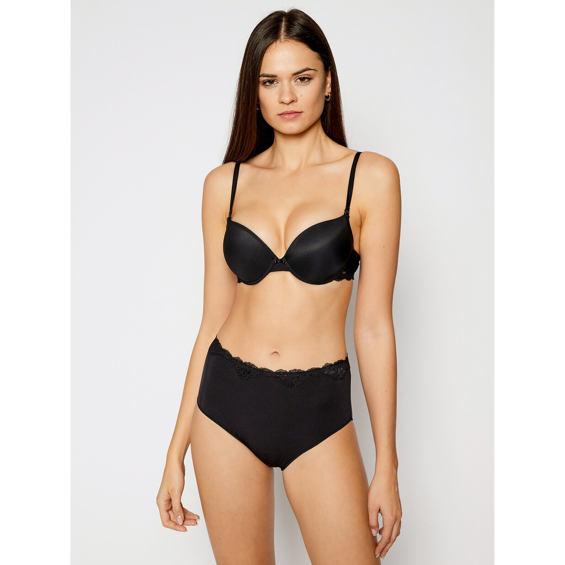 Triumph Sutien Push-up Lovely Micro 10186624 Negru - Pled.ro