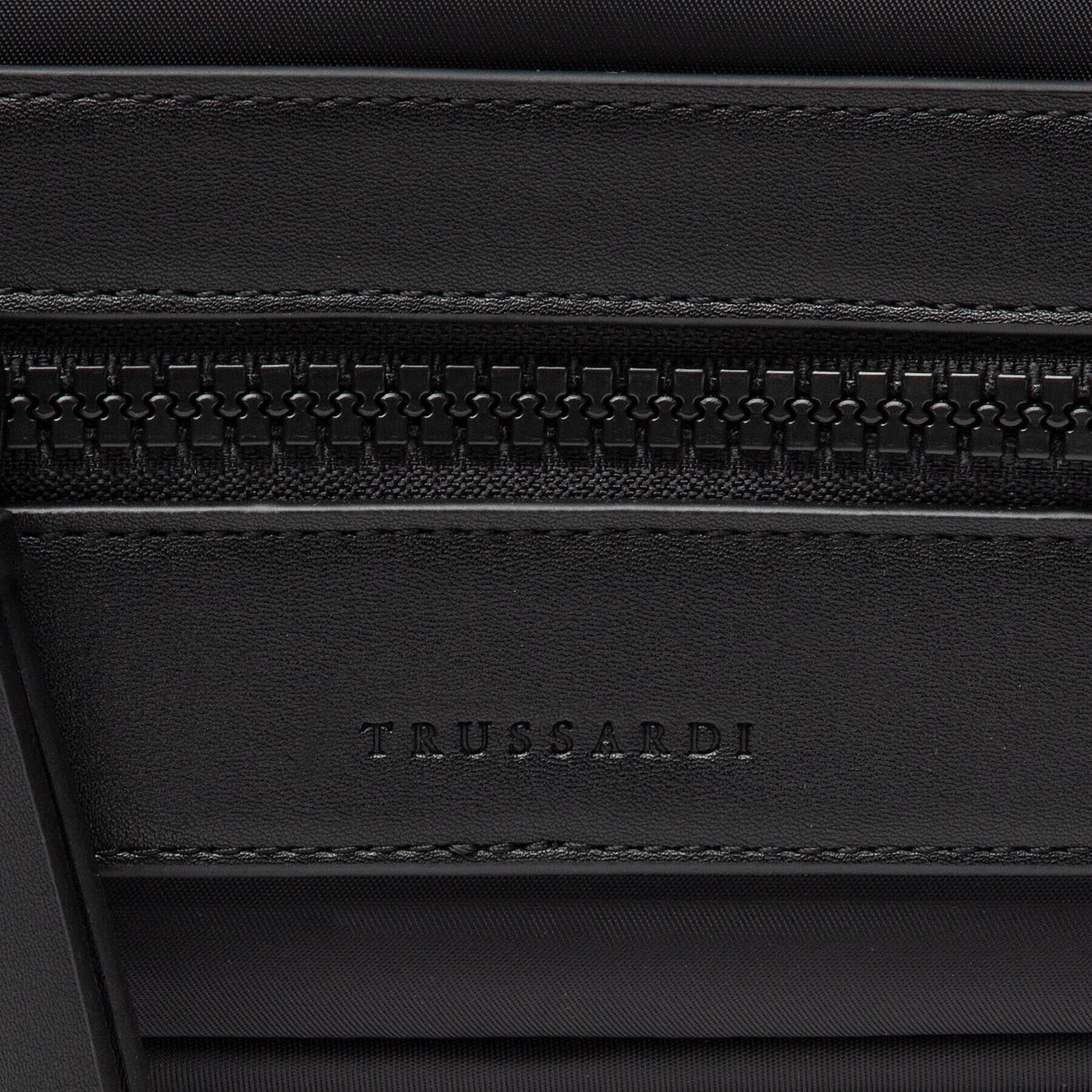 Trussardi Borsetă Zenith Belt Bag 71B00349 Negru - Pled.ro