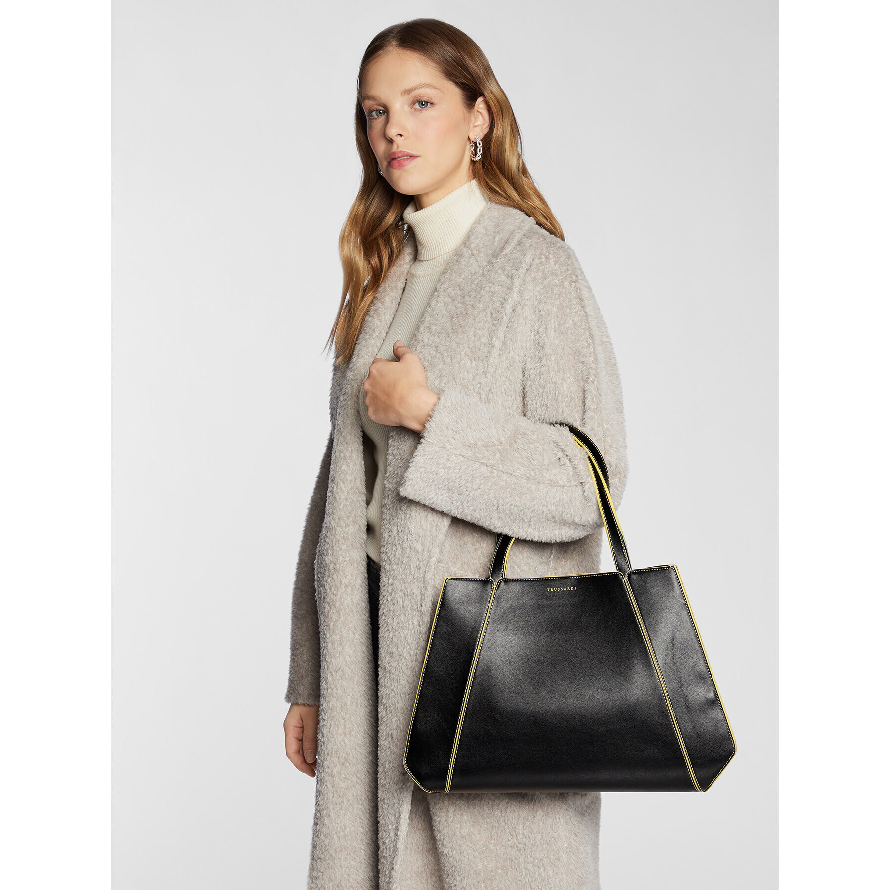 Trussardi Geantă Sagaria Shopping Ew 75B01403 Negru - Pled.ro