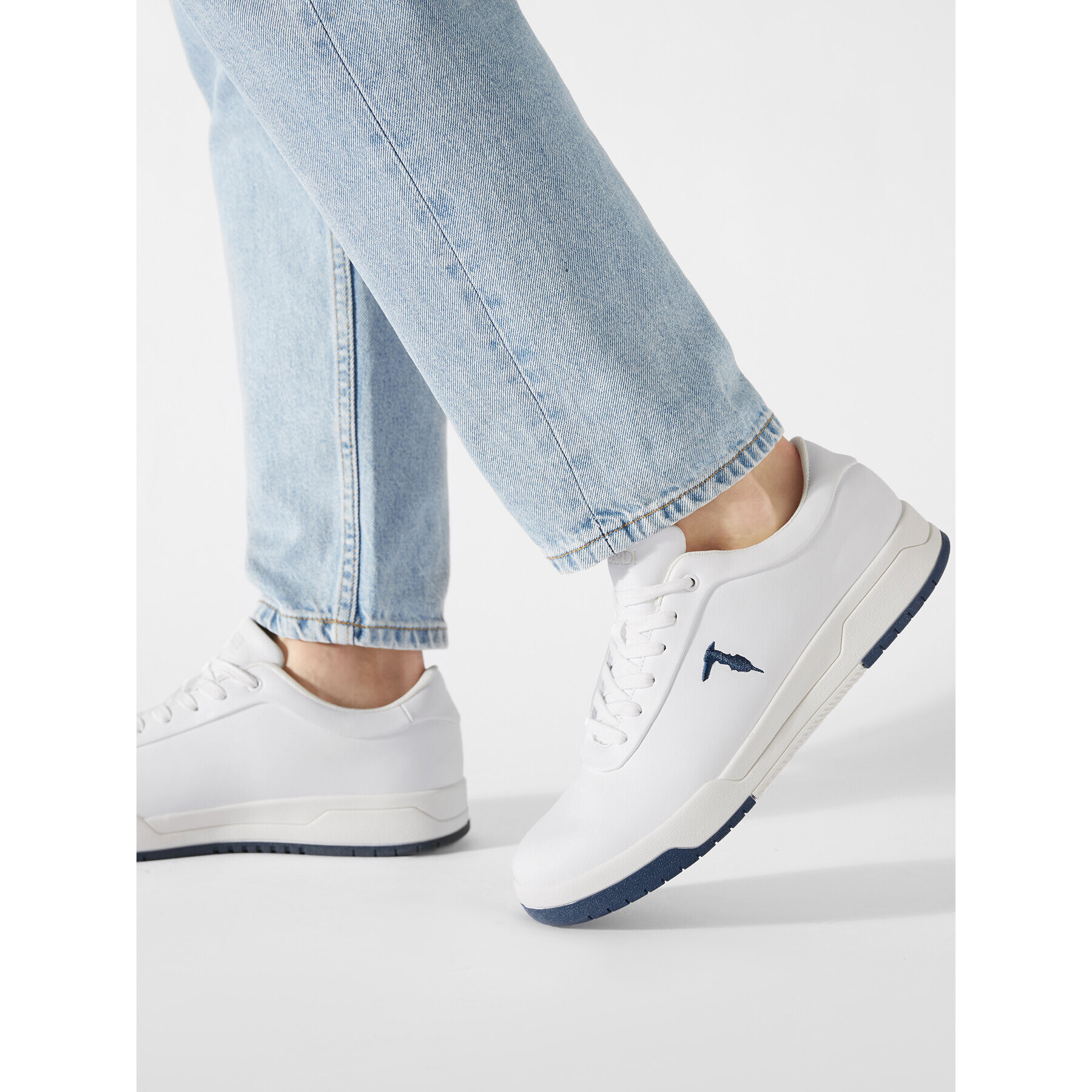 Trussardi Sneakers 77A00453 Alb - Pled.ro