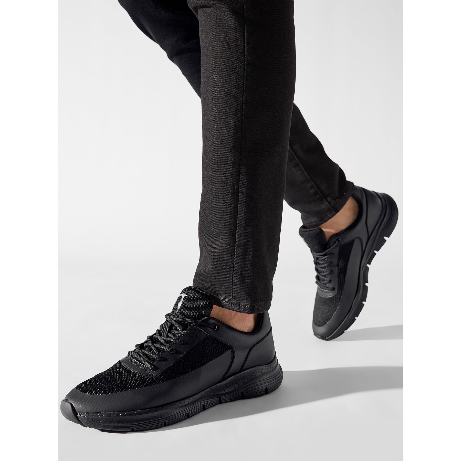 Trussardi Sneakers 77A00468 Negru - Pled.ro