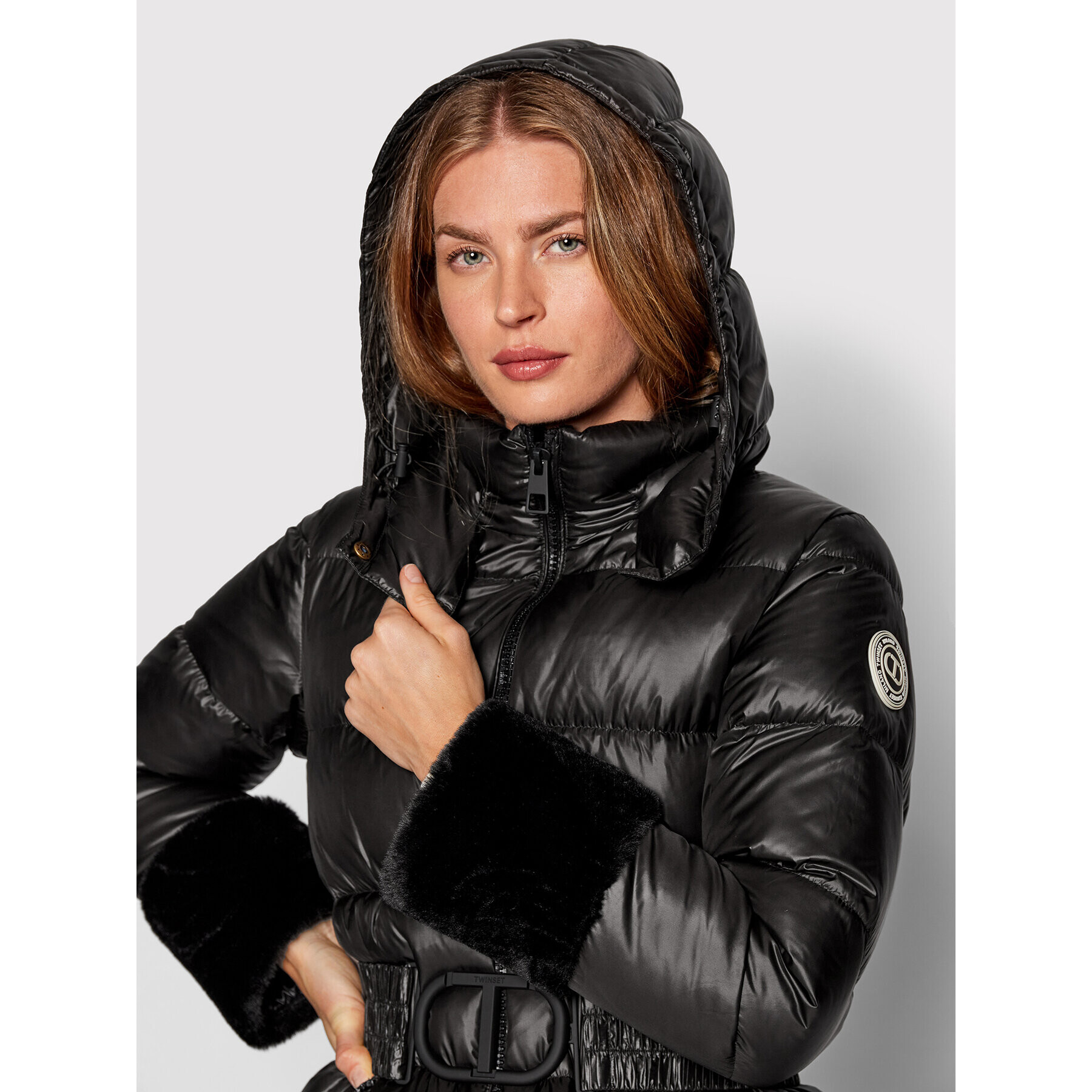 TWINSET Geacă din puf 222TP2203 Negru Regular Fit - Pled.ro