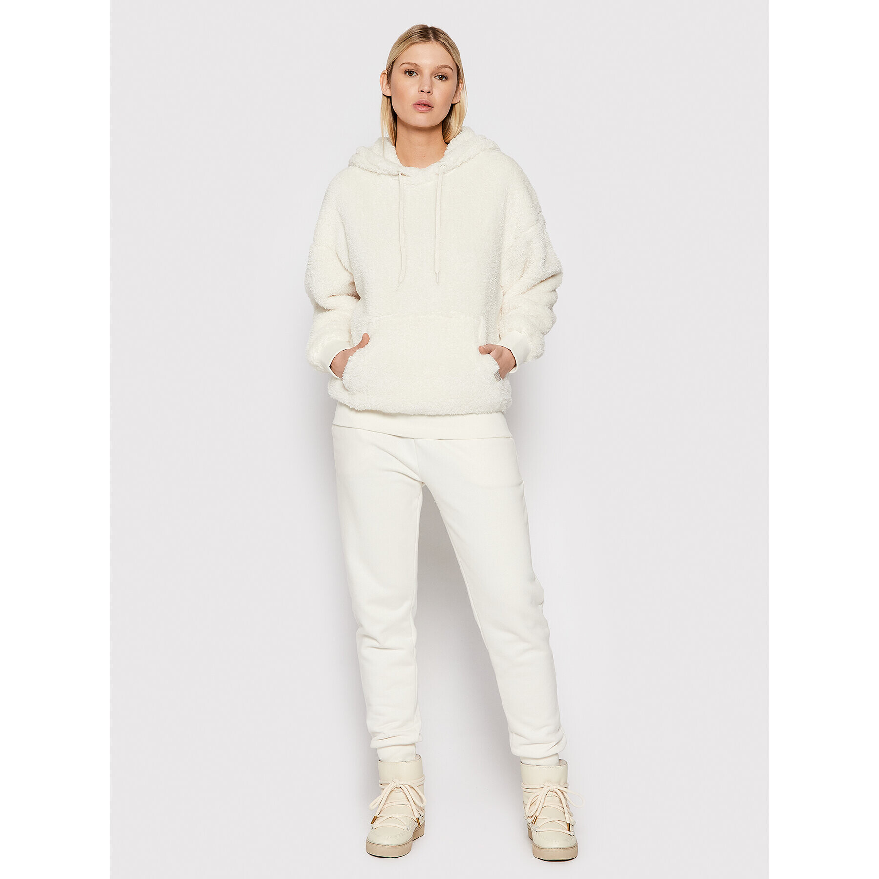 Ugg Bluză Loyra 1121380 Bej Relaxed Fit - Pled.ro