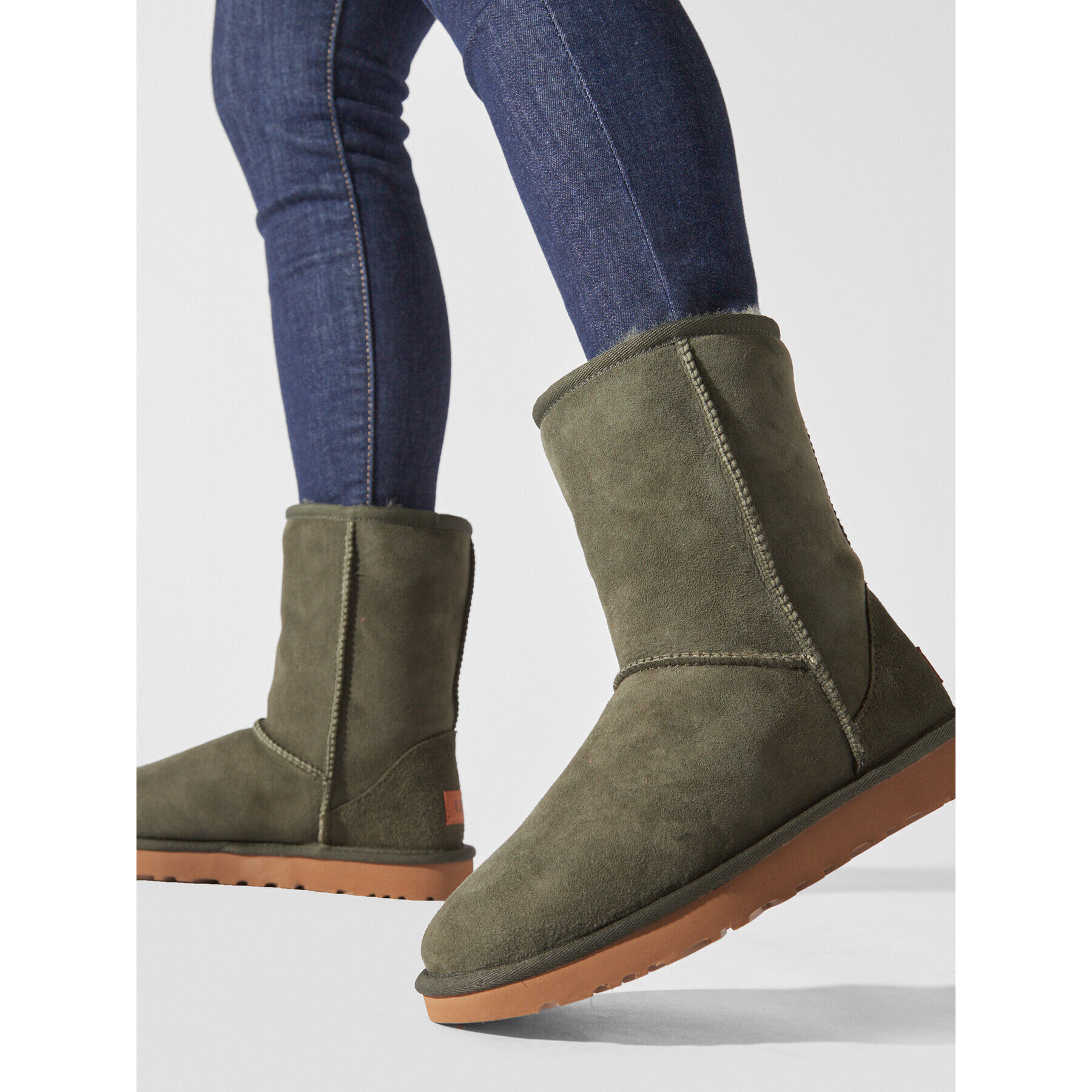 Ugg Cizme de zăpadă W Classic Short II 1016223 Verde - Pled.ro