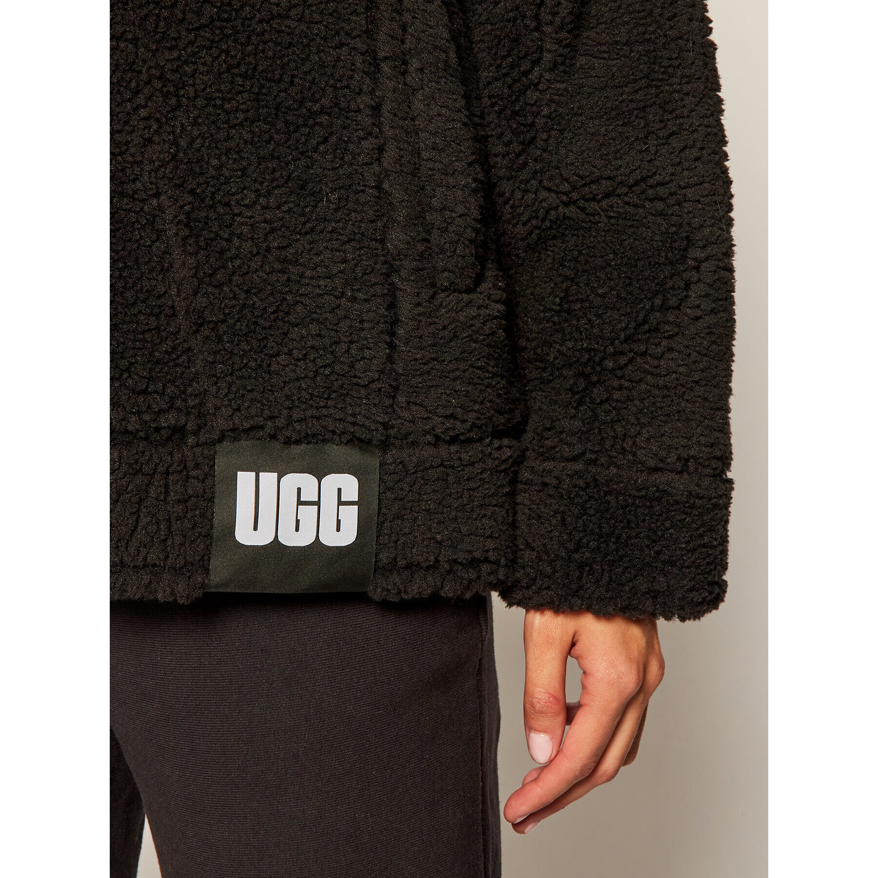 Ugg Cojoc Frankie Sherpa Trucker 1113951 Negru Relaxed Fit - Pled.ro