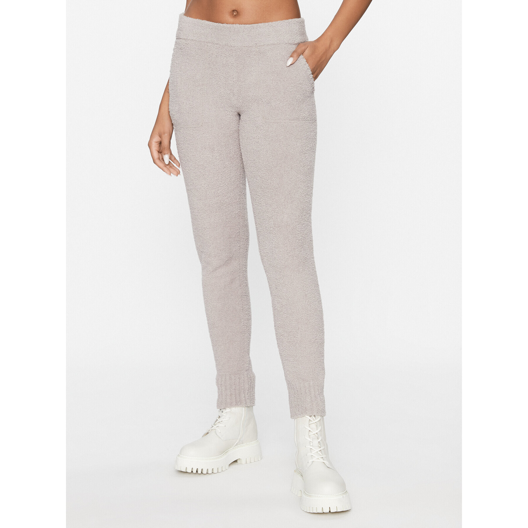 Ugg Pantaloni trening Safiya 1117733 Gri Relaxed Fit - Pled.ro