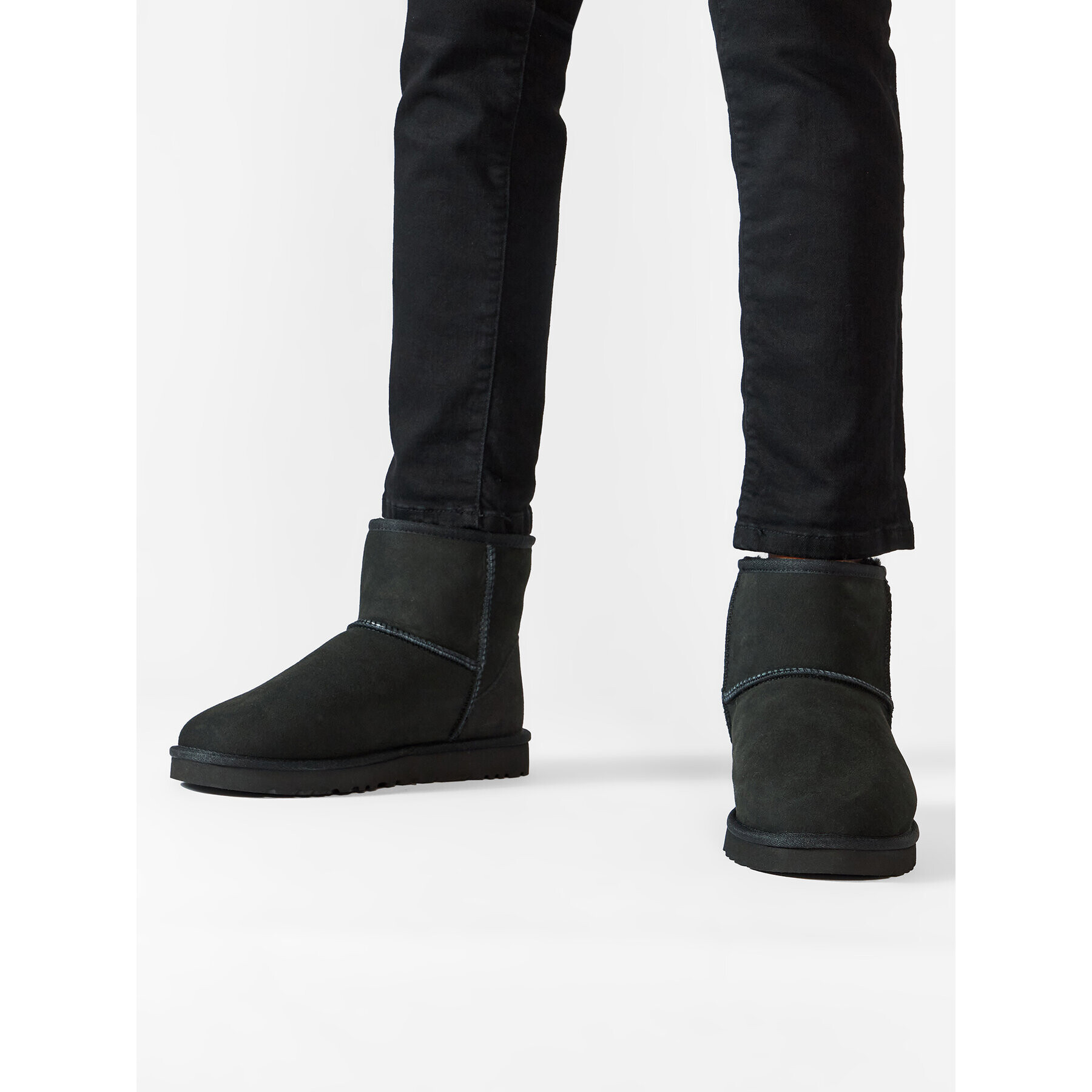 Ugg Cizme de zăpadă M Classic Mini 1002072 Negru - Pled.ro