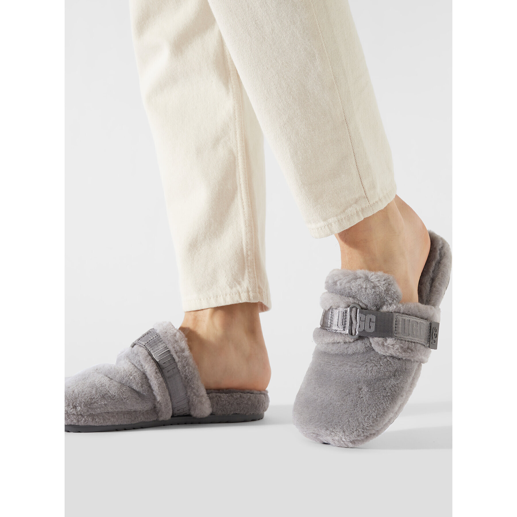 Ugg Papuci de casă M Fluff It 1118150 Gri - Pled.ro