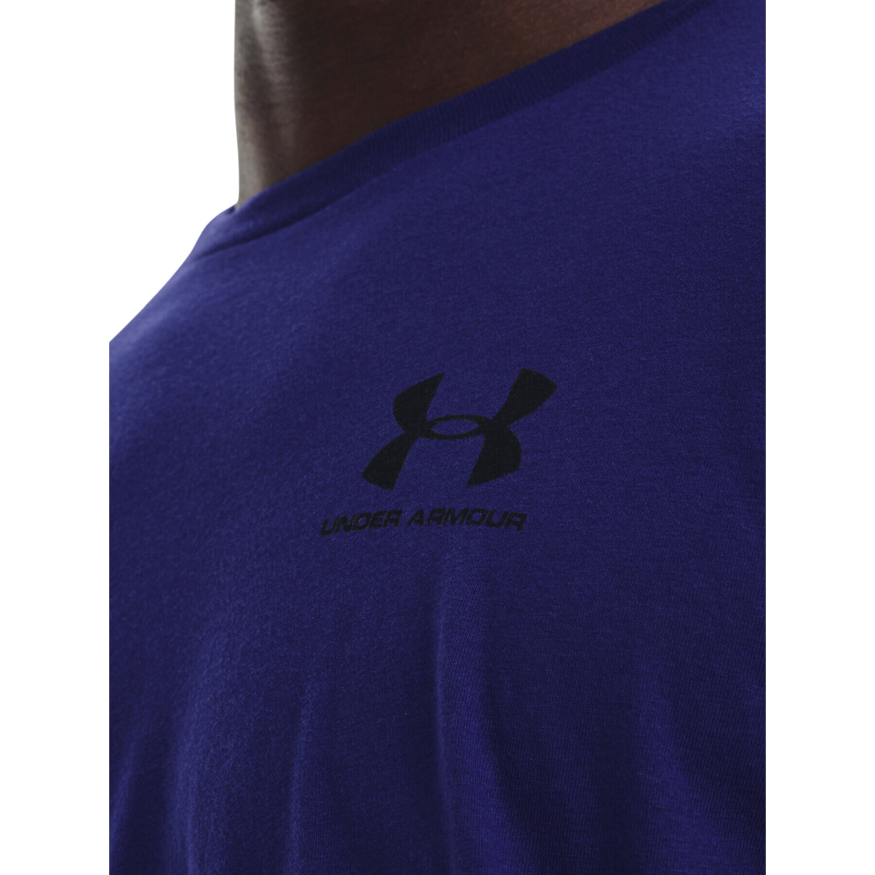 Under Armour Bluză UA SPORTSTYLE LEFT CHEST LS 1329585 Bleumarin Regular Fit - Pled.ro