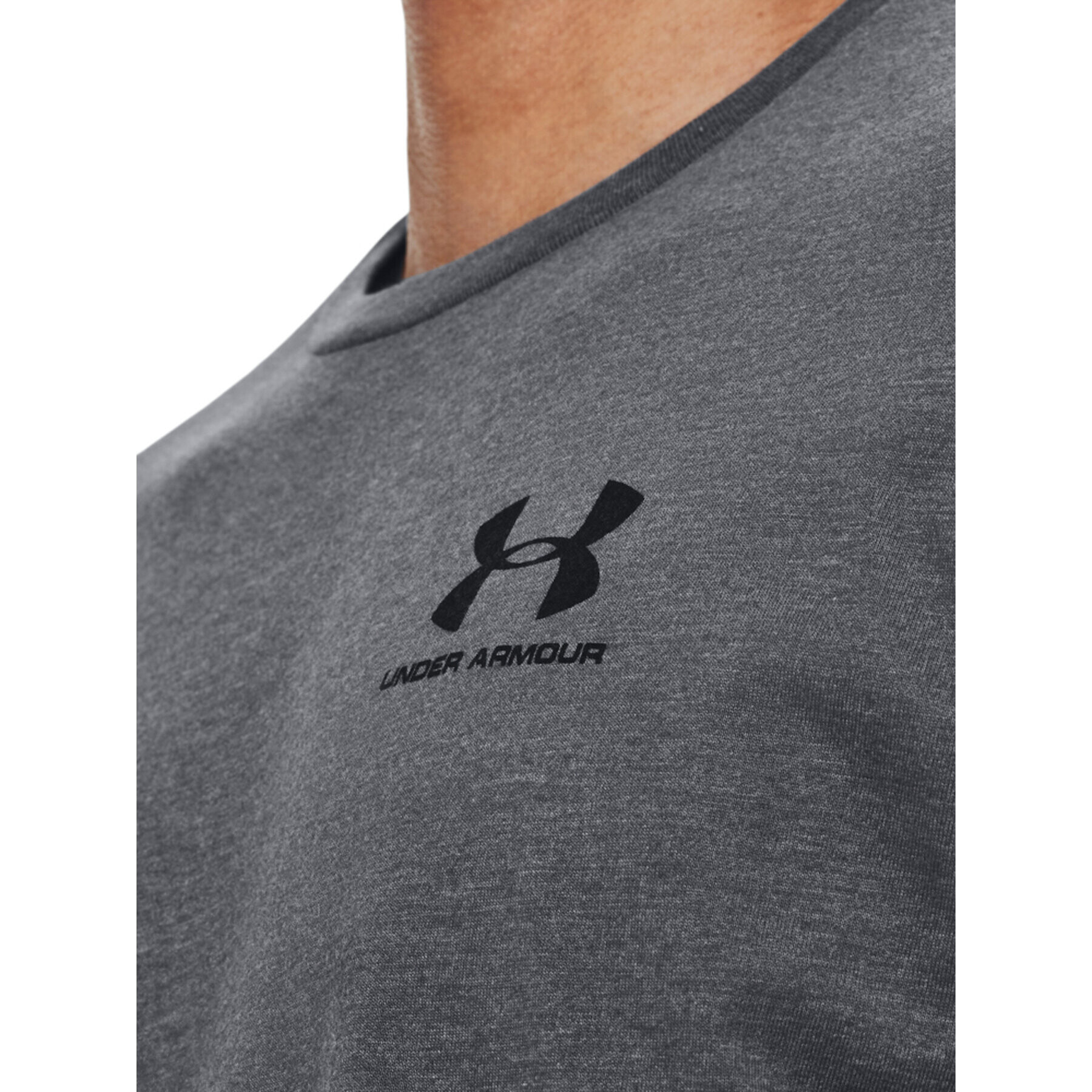 Under Armour Bluză UA SPORTSTYLE LEFT CHEST LS 1329585 Gri Regular Fit - Pled.ro