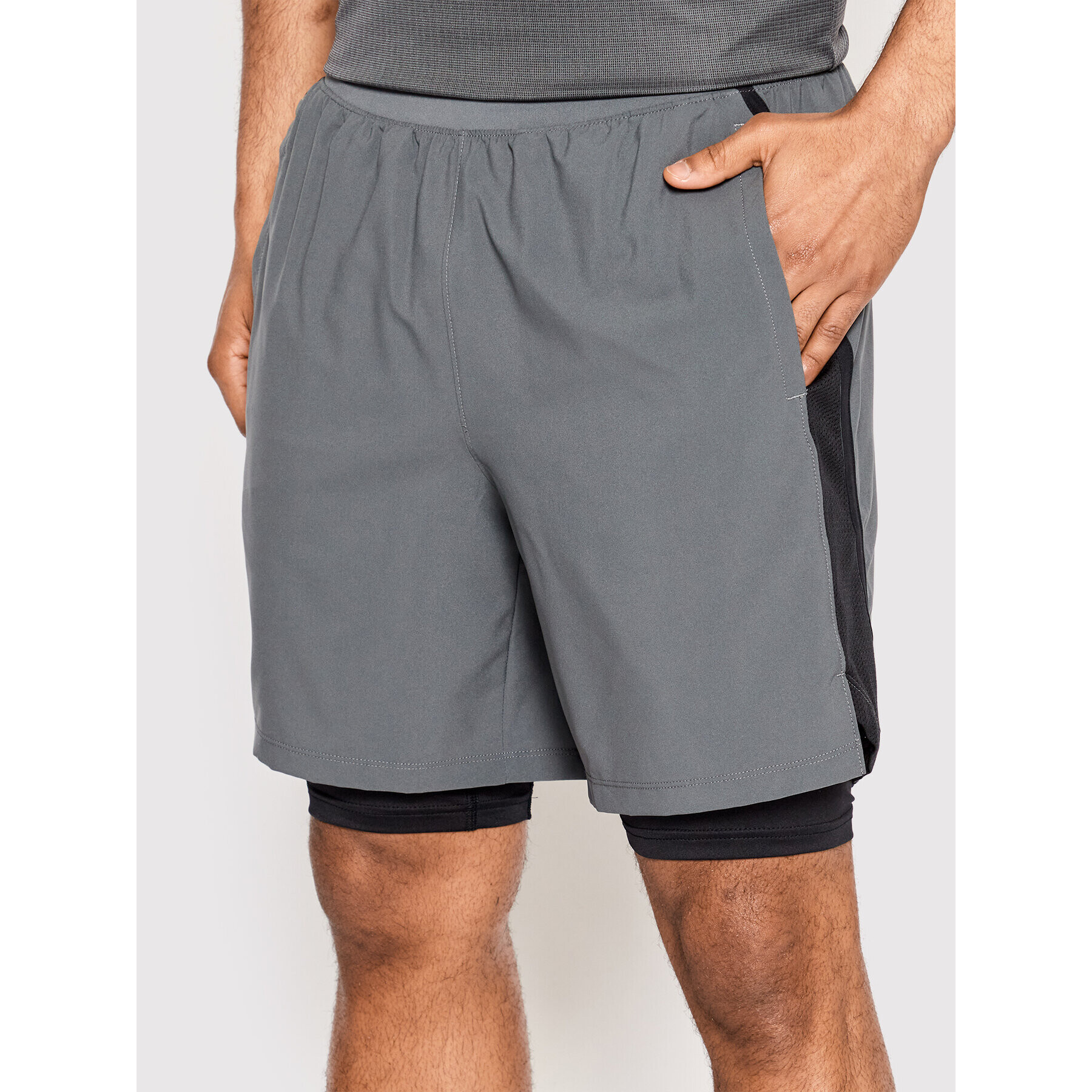 Under Armour Pantaloni scurți sport Ua Launch Run 2-in-1 1361497 Gri Regular Fit - Pled.ro