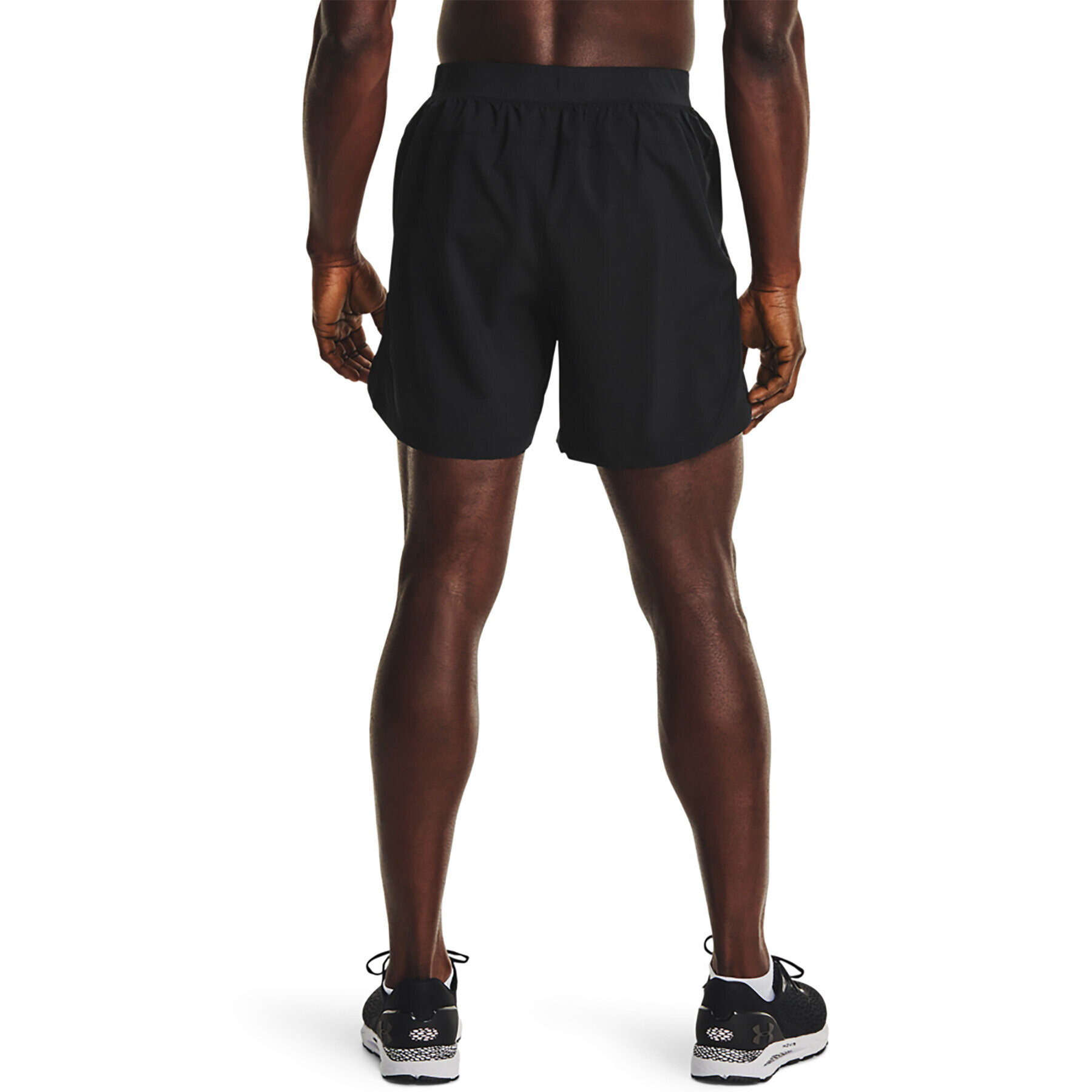 Under Armour Pantaloni scurți sport UA LAUNCH 5'' SHORT 1361492 Negru Regular Fit - Pled.ro