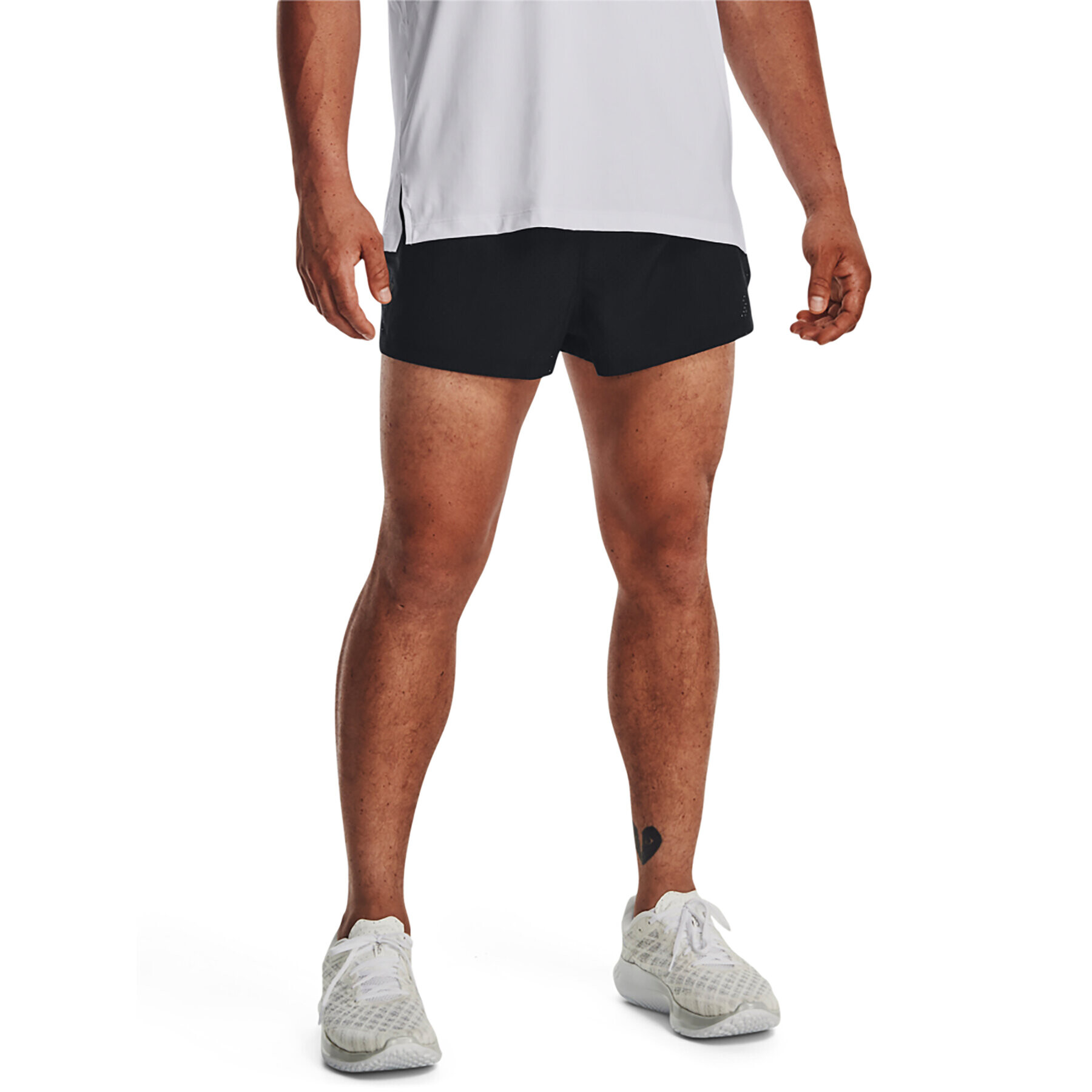 Under Armour Pantaloni scurți sport UA LAUNCH SPLIT PERF SHORT 1377813 Negru Regular Fit - Pled.ro