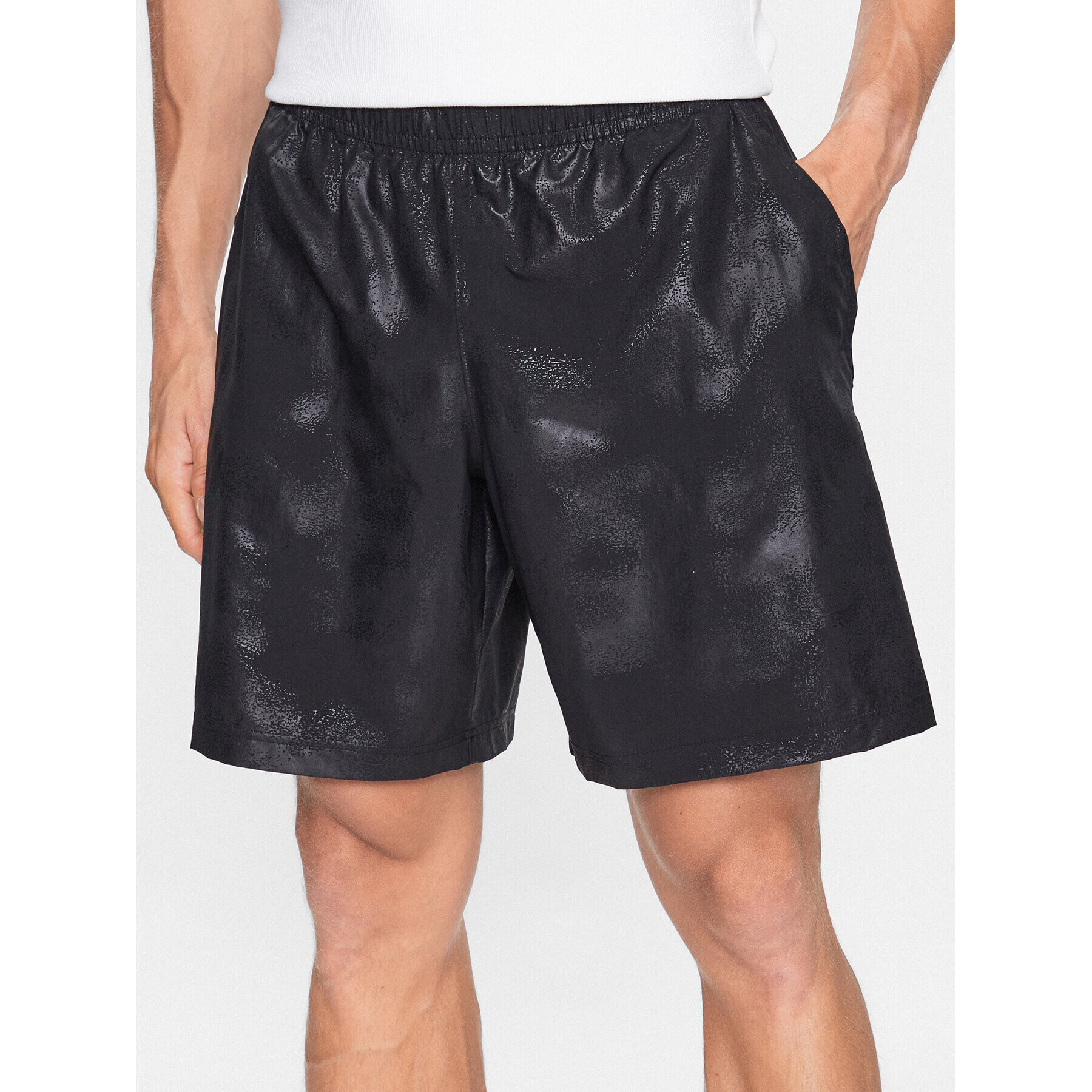 Under Armour Pantaloni scurți sport UA Woven Emboss Short 1377137 Negru Regular Fit - Pled.ro