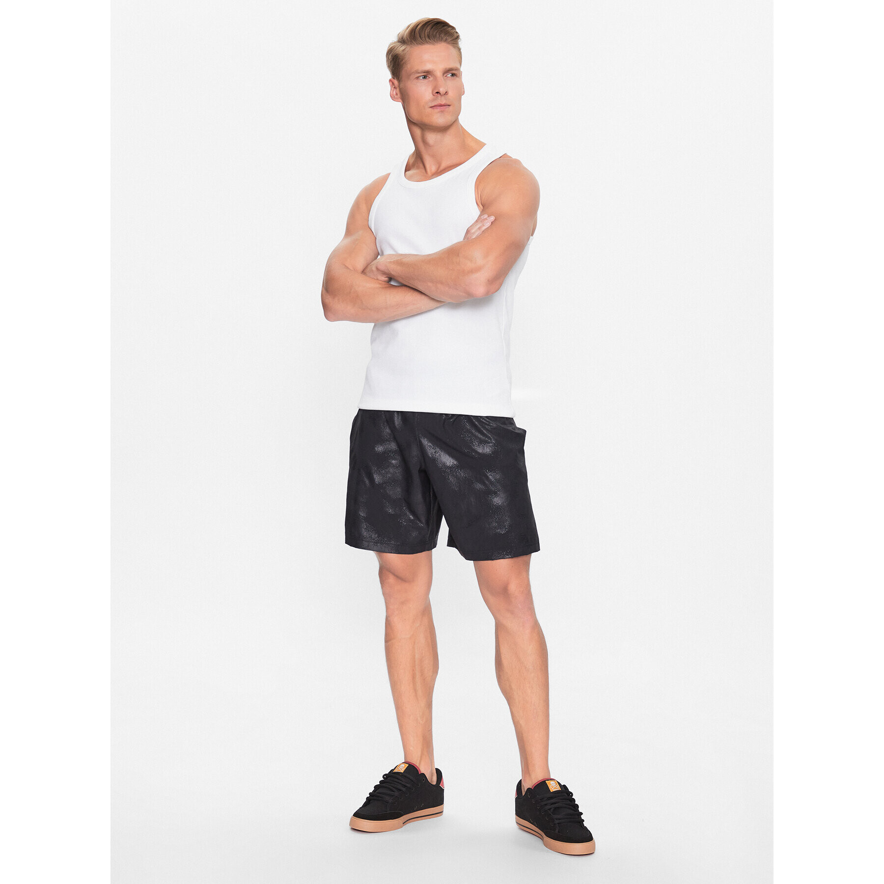 Under Armour Pantaloni scurți sport UA Woven Emboss Short 1377137 Negru Regular Fit - Pled.ro