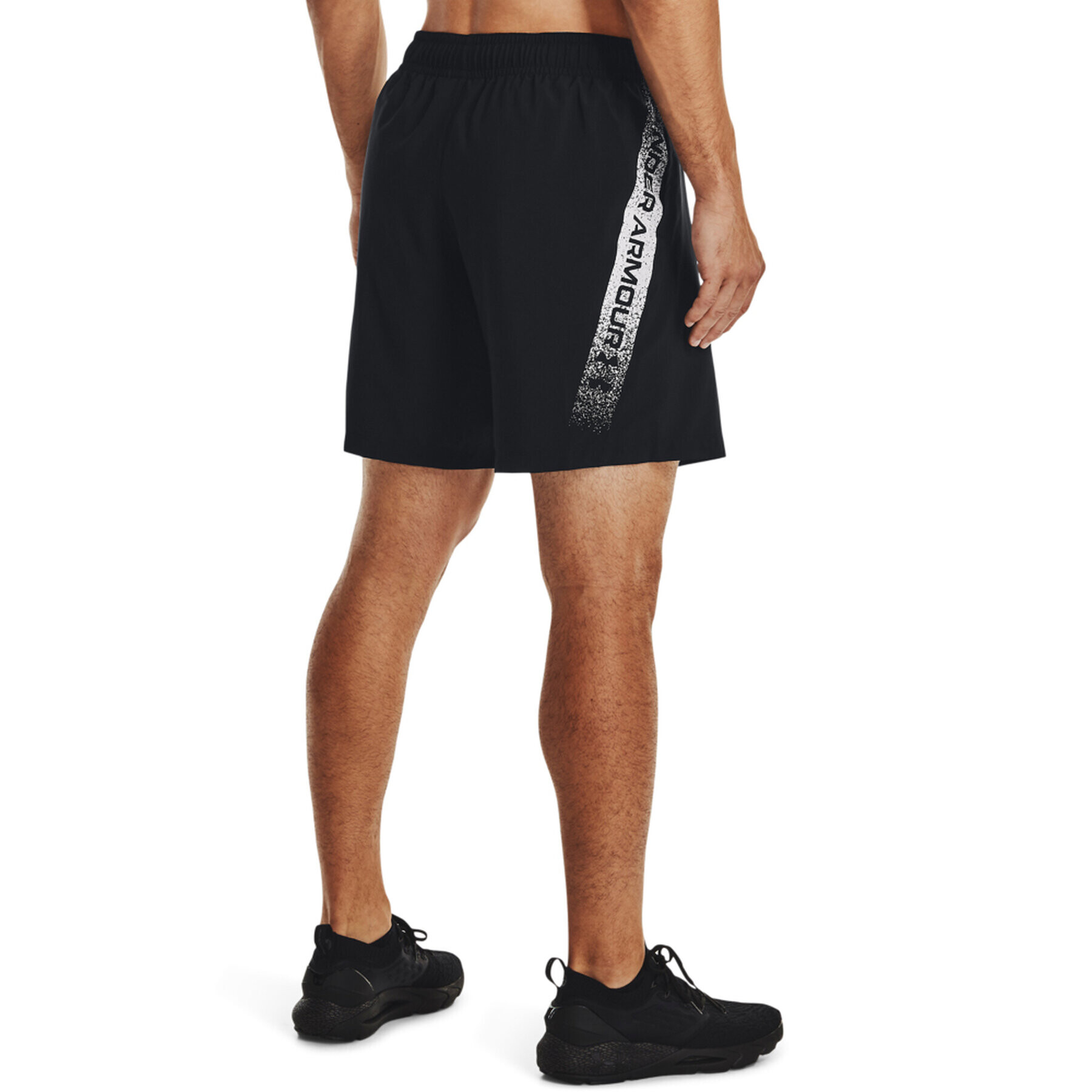 Under Armour Pantaloni scurți sport UA Woven Graphic Shorts 1370388 Negru Regular Fit - Pled.ro