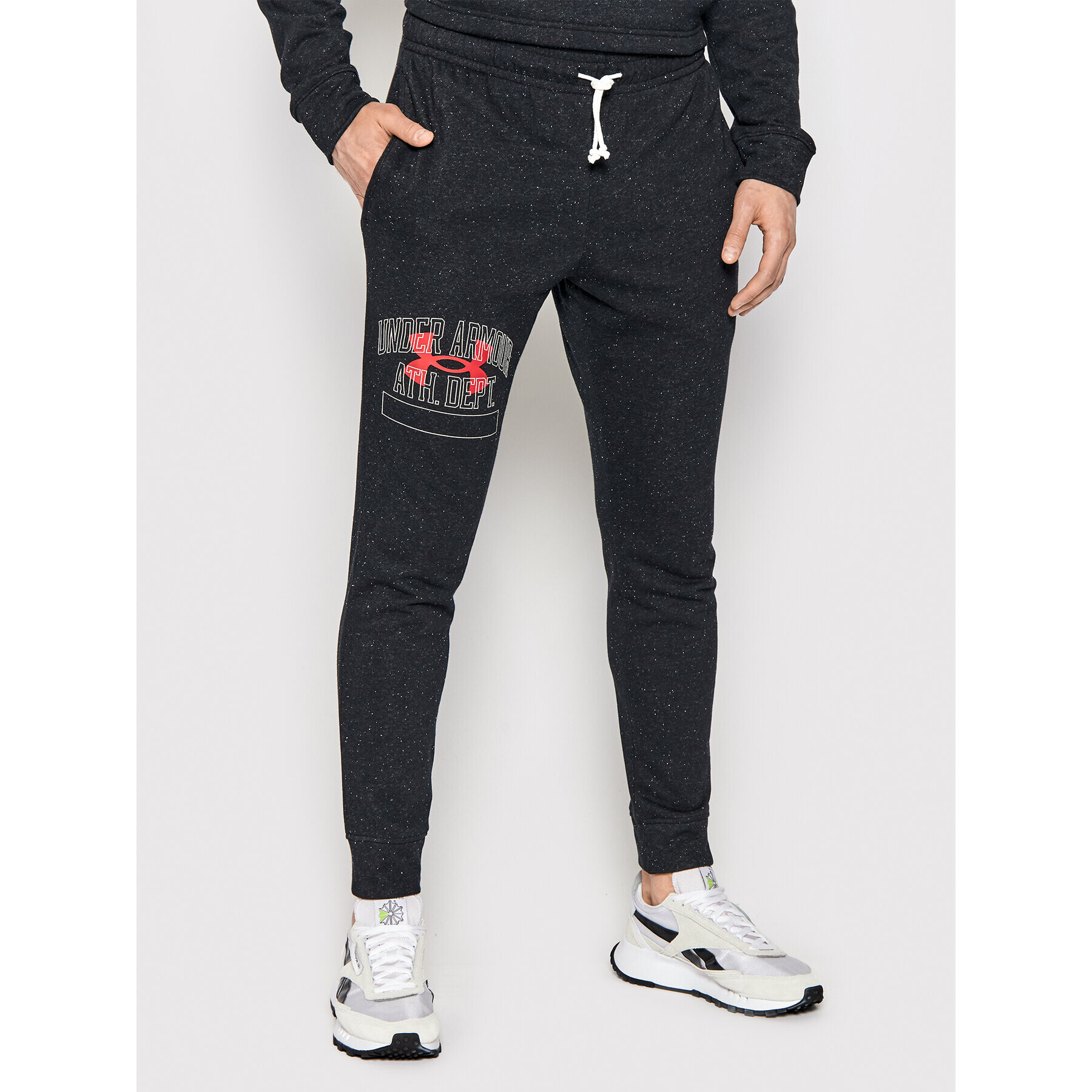 Under Armour Pantaloni trening Rival Terry Athletic Department 1370357 Negru Regular Fit - Pled.ro