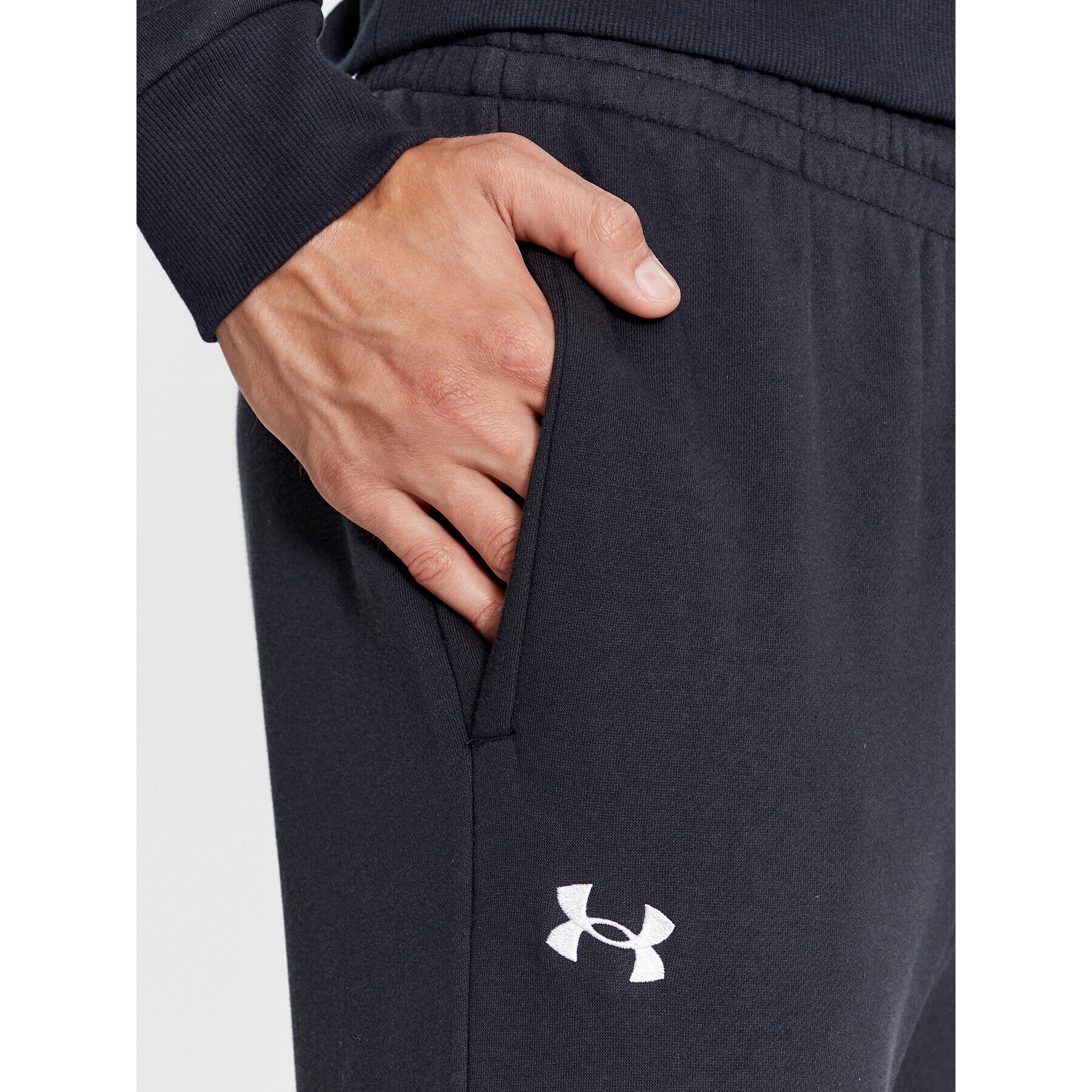 Under Armour Pantaloni trening Ua Rival Fleece Joggers 1379774 Negru Loose Fit - Pled.ro