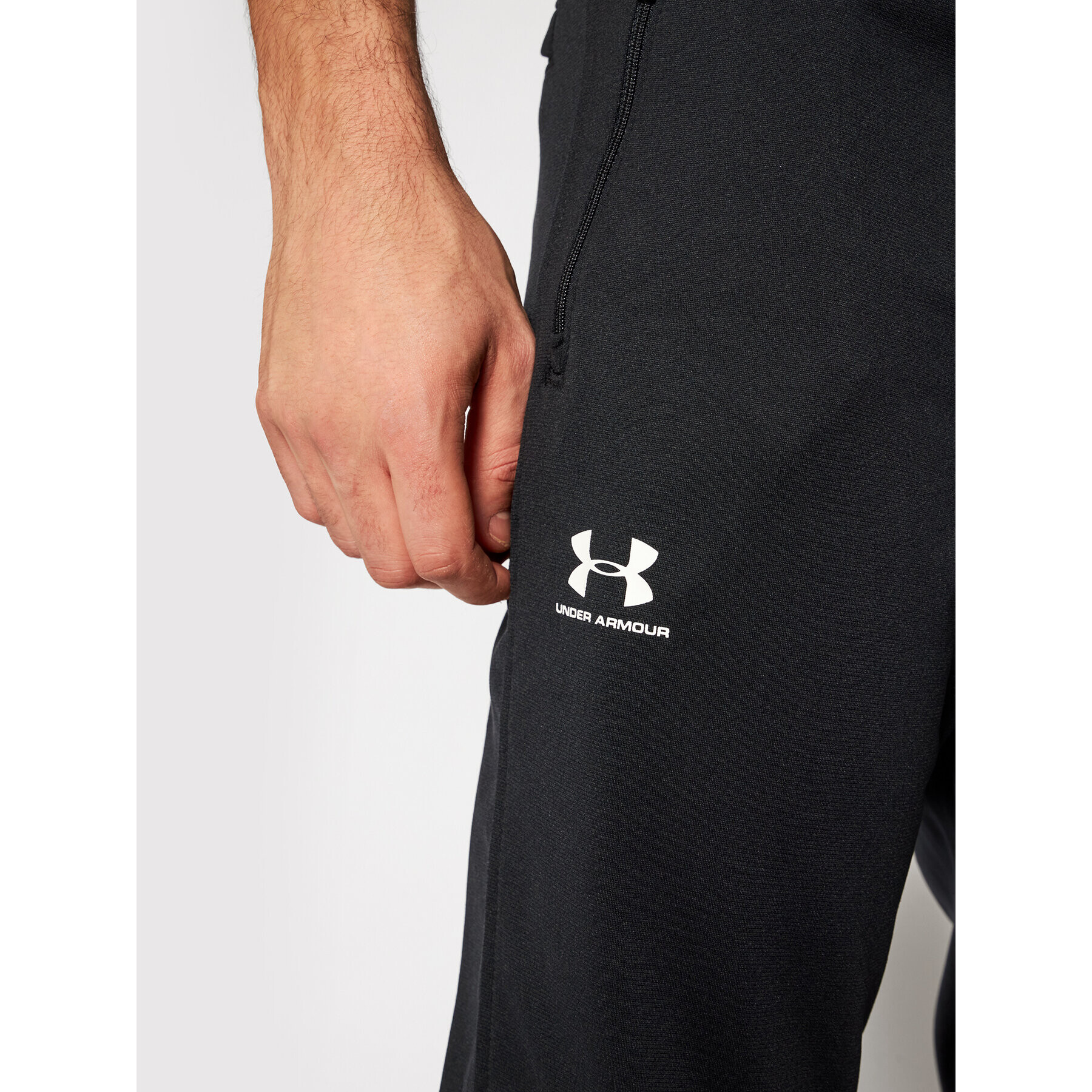 Under Armour Pantaloni trening Ua Sportstyle 1290261 Negru Relaxed Fit - Pled.ro