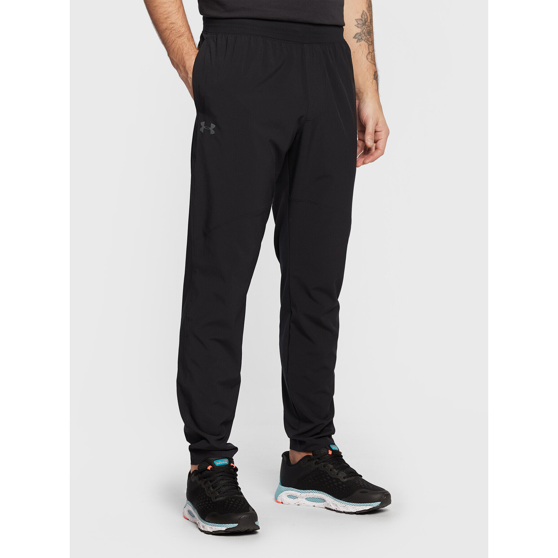 Under Armour Pantaloni trening Ua Stretch 1366215 Negru Regular Fit - Pled.ro