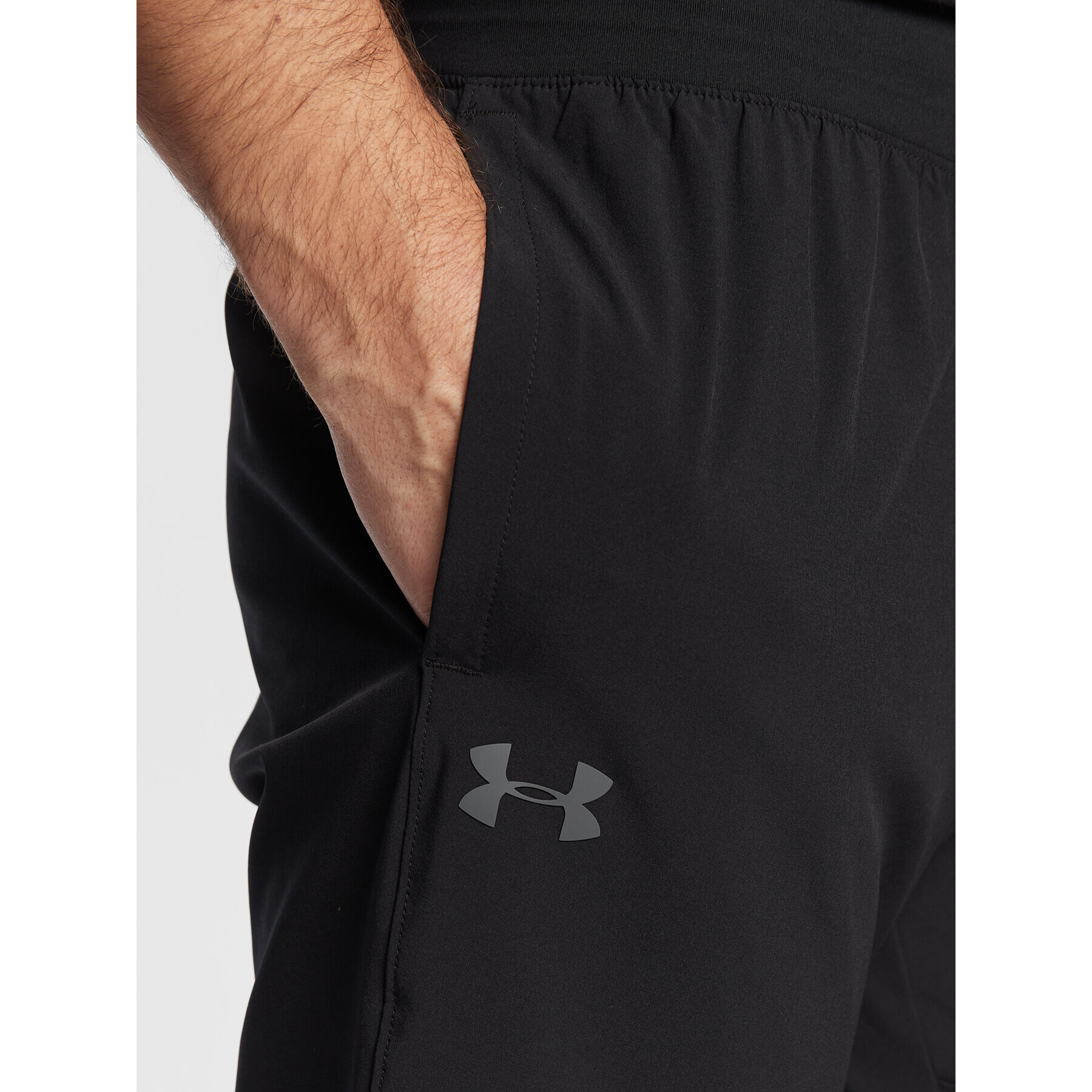 Under Armour Pantaloni trening Ua Stretch 1366215 Negru Regular Fit - Pled.ro