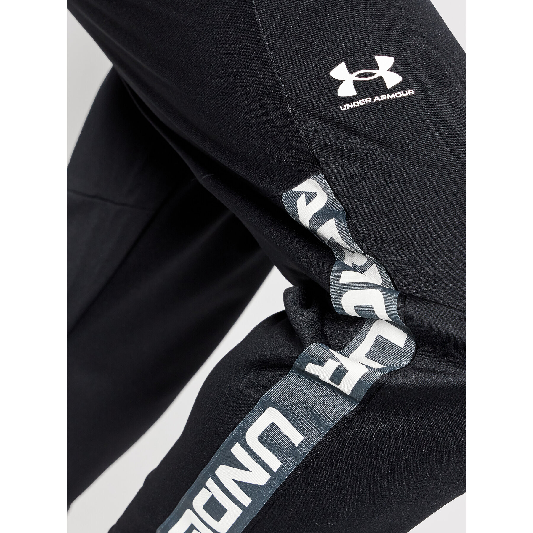 Under Armour Pantaloni trening Ua Tricot Track 1366209 Negru Loose Fit - Pled.ro