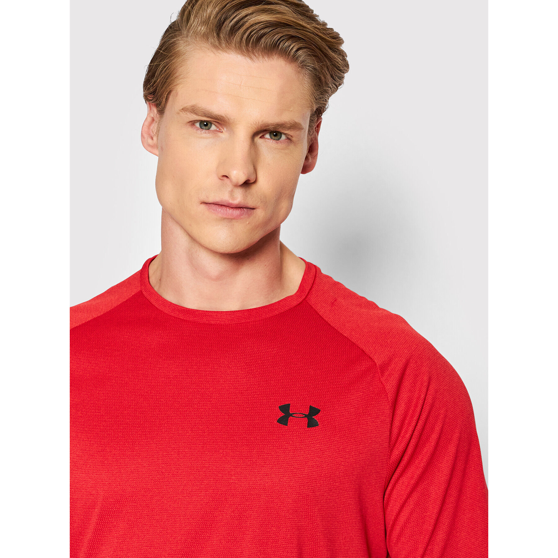 Under Armour Tricou tehnic Tech™ 2.0 1345317 Roșu Regular Fit - Pled.ro