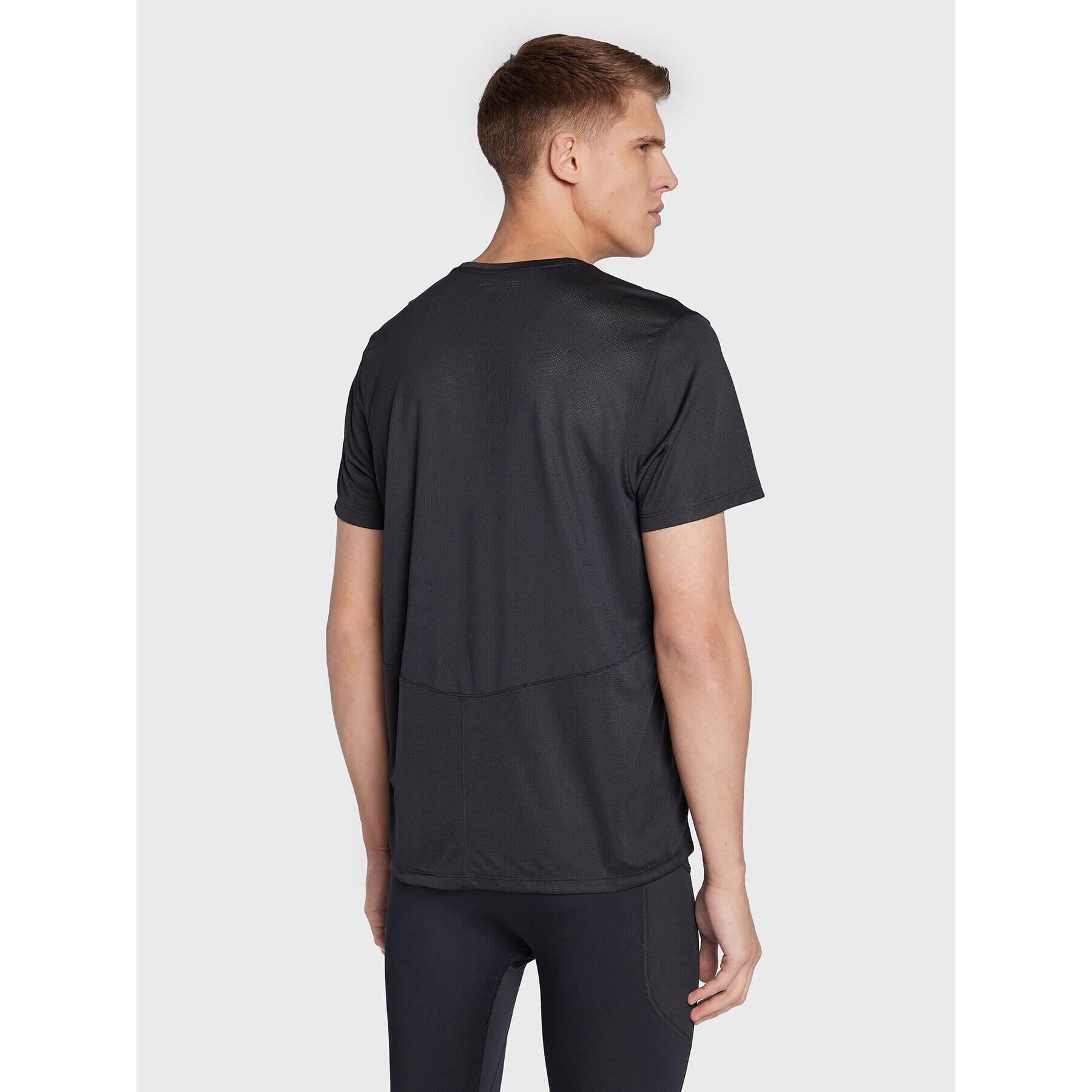 Under Armour Tricou tehnic Ua Speed Stride 2.0 1369743 Negru Regular Fit - Pled.ro