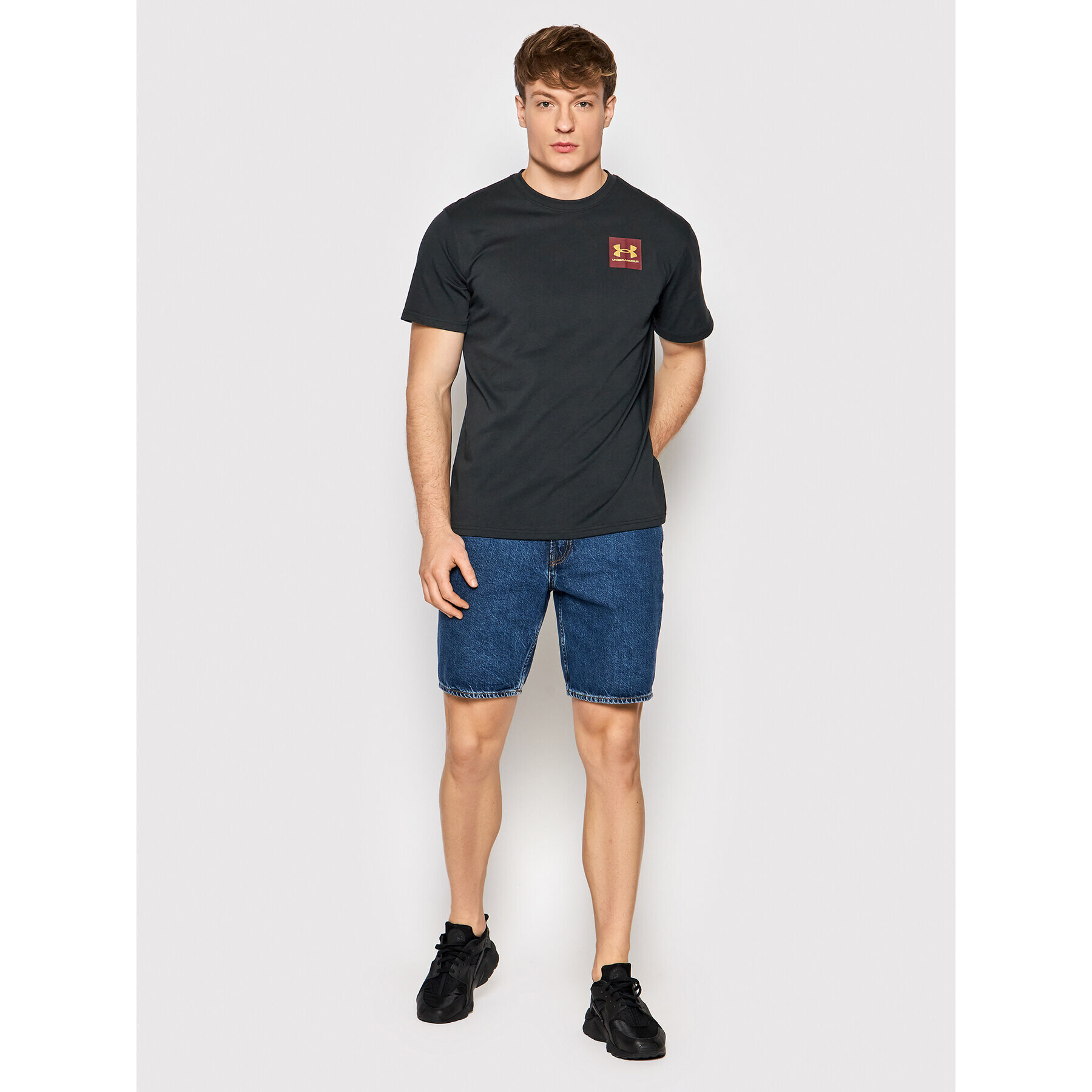 Under Armour Tricou Ua Cny 1366472 Negru Loose Fit - Pled.ro