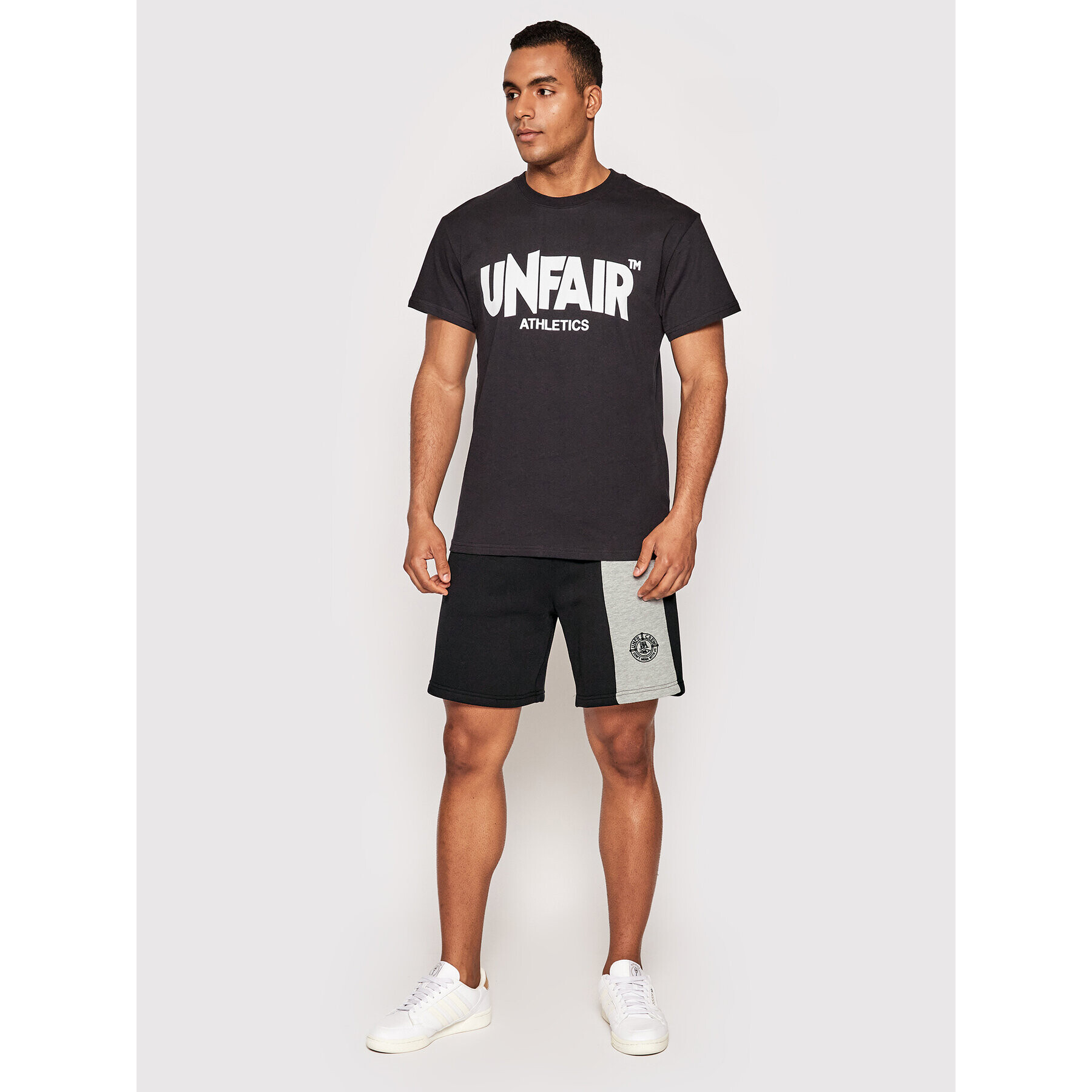 Unfair Athletics Pantaloni scurți sport UNFR22-089 Negru Regular Fit - Pled.ro