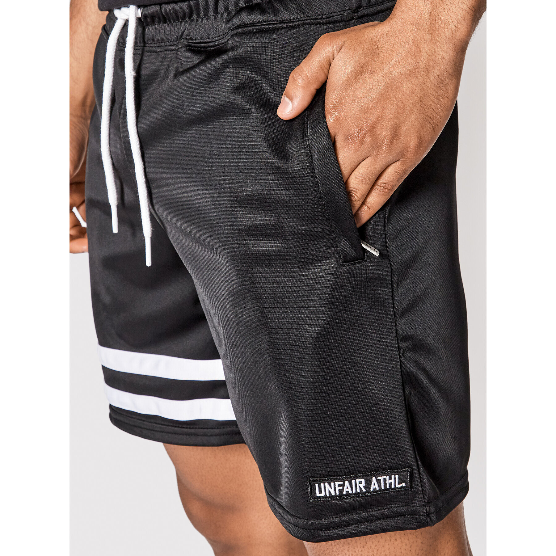 Unfair Athletics Pantaloni scurți sport UNFR18-024 Negru Regular Fit - Pled.ro