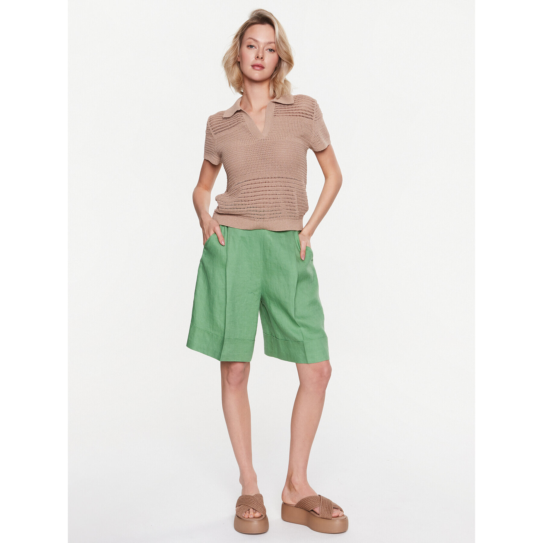 United Colors Of Benetton Pantalon scurți din material 4AGHD900D Verde Regular Fit - Pled.ro