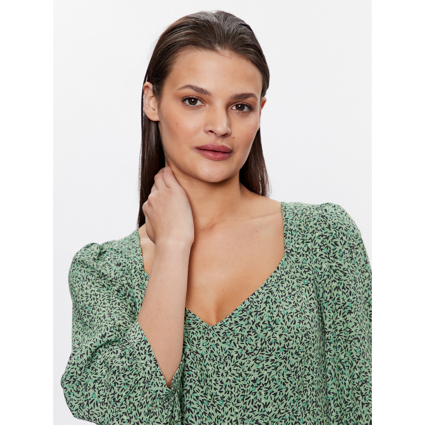 United Colors Of Benetton Rochie de zi 43UEDV030 Verde Regular Fit - Pled.ro