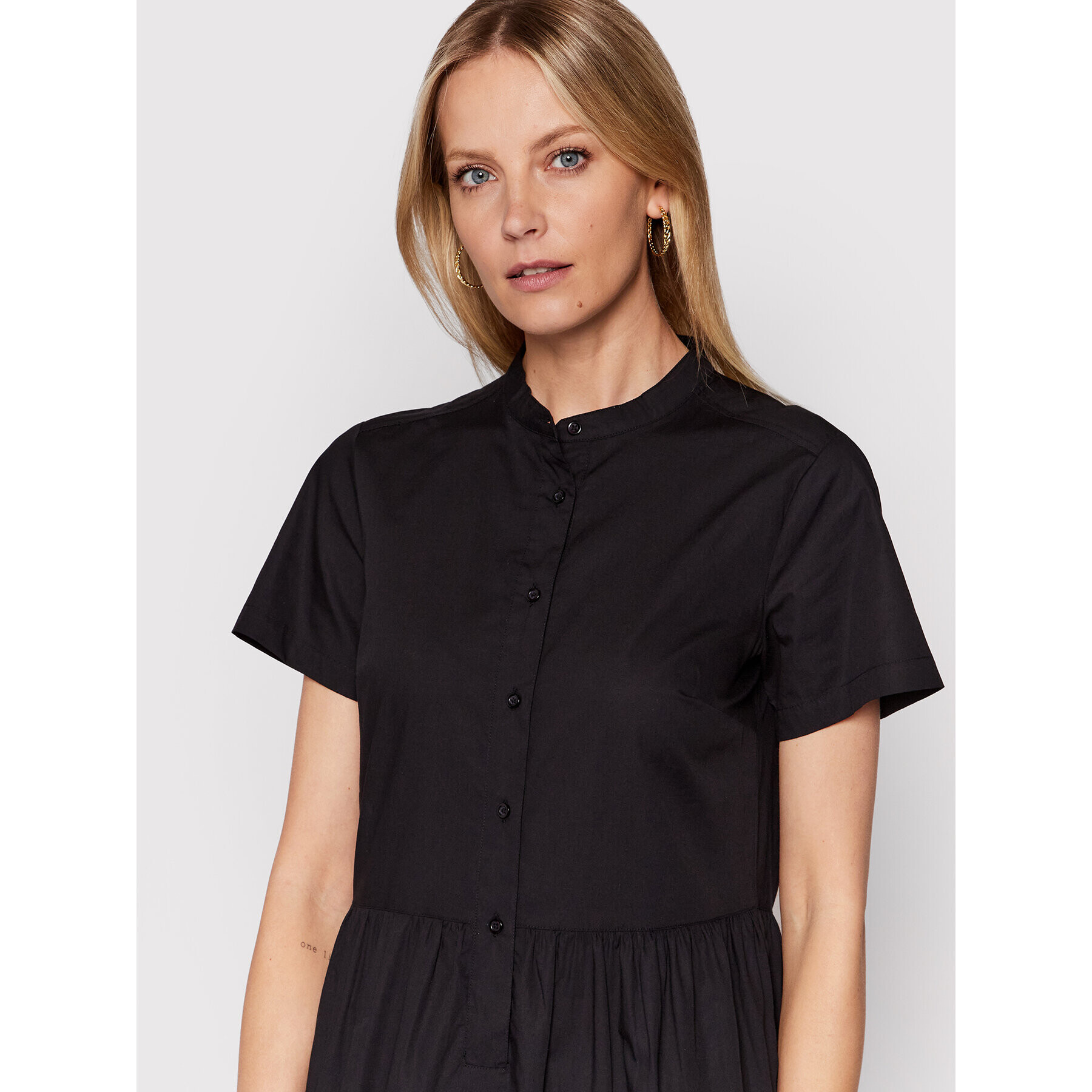 United Colors Of Benetton Rochie tip cămașă 4EW7DV011 Negru Regular Fit - Pled.ro