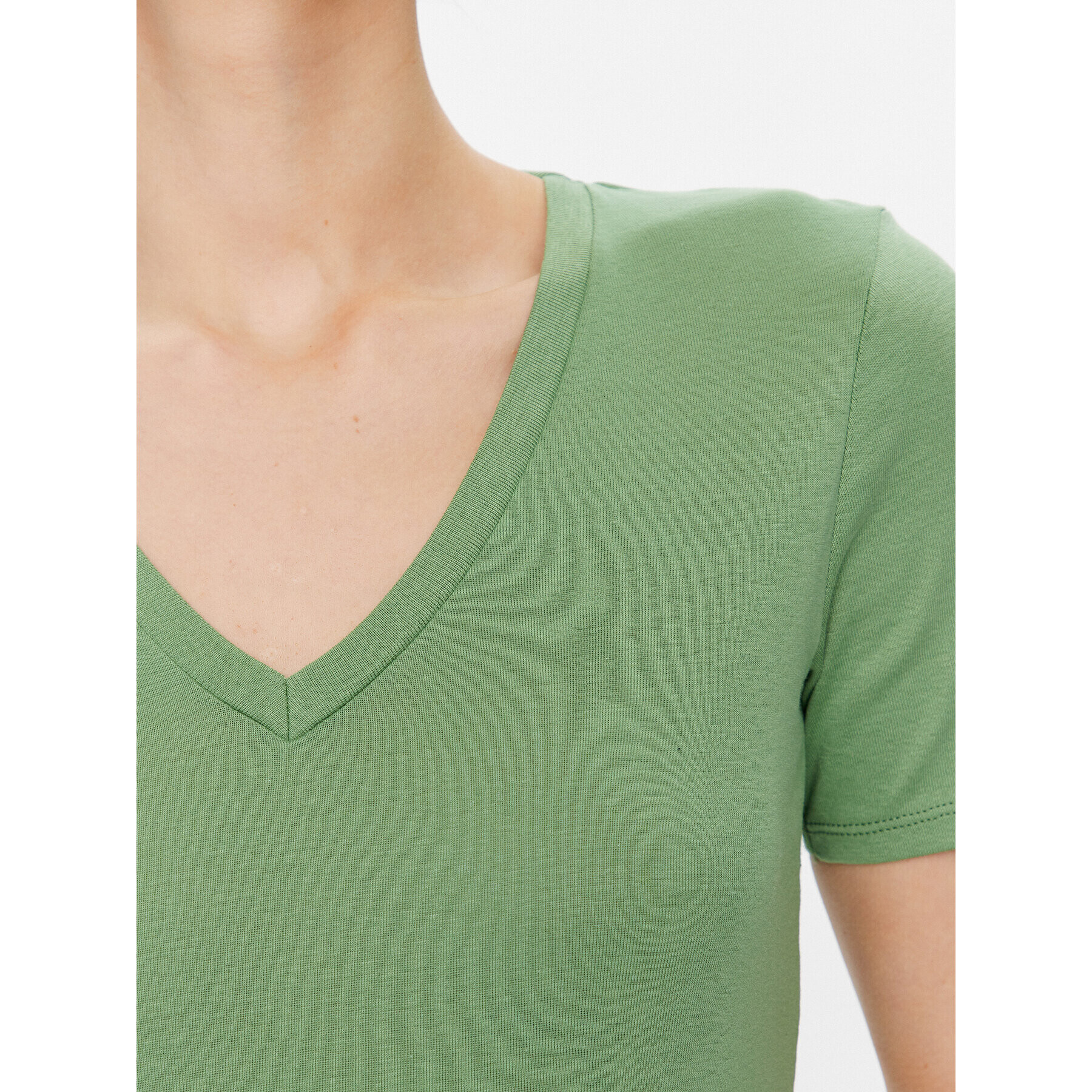 United Colors Of Benetton Tricou 3GA2E4230 Verde Regular Fit - Pled.ro