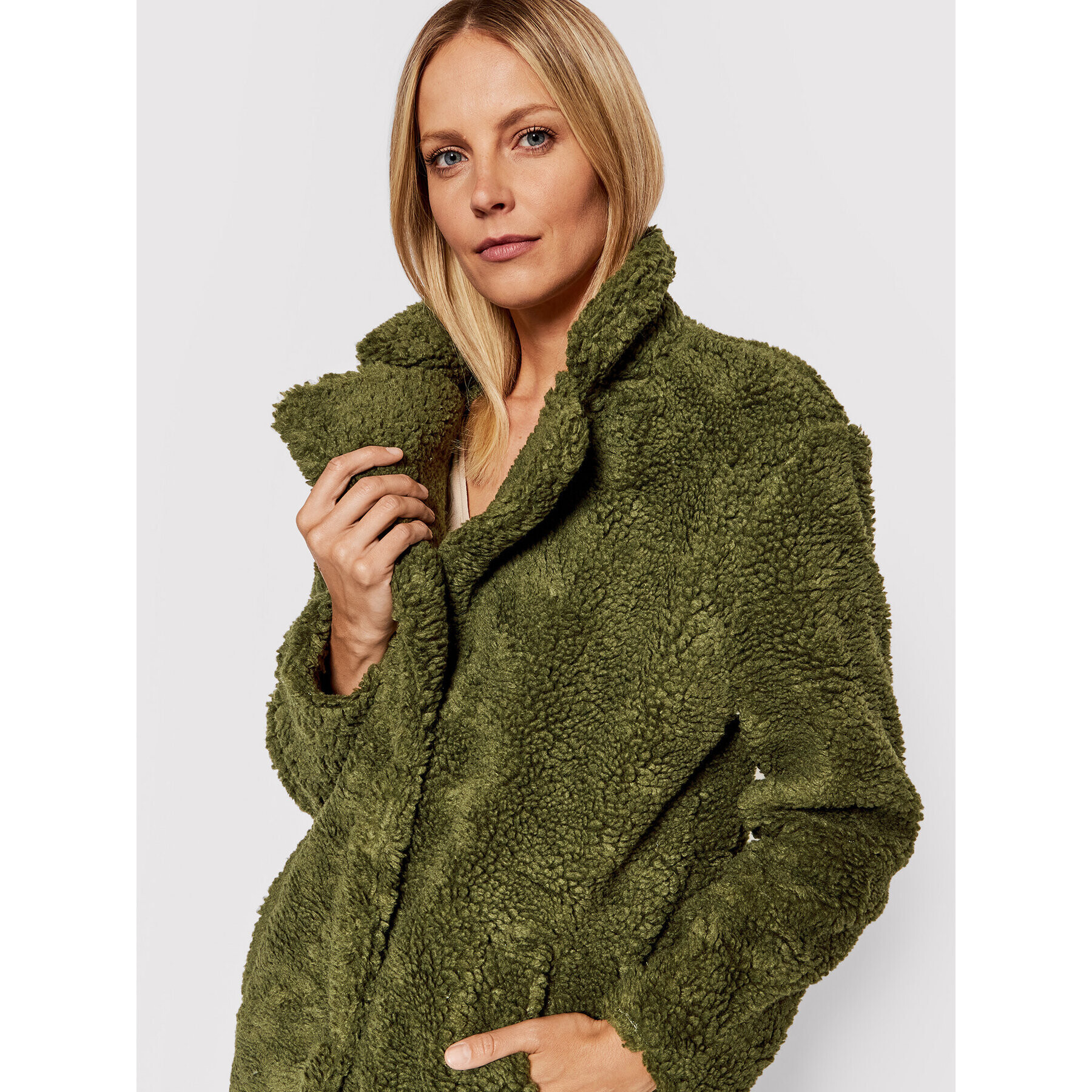 Urban Classics Cojoc Sherpa TB3058 Verde Oversize - Pled.ro