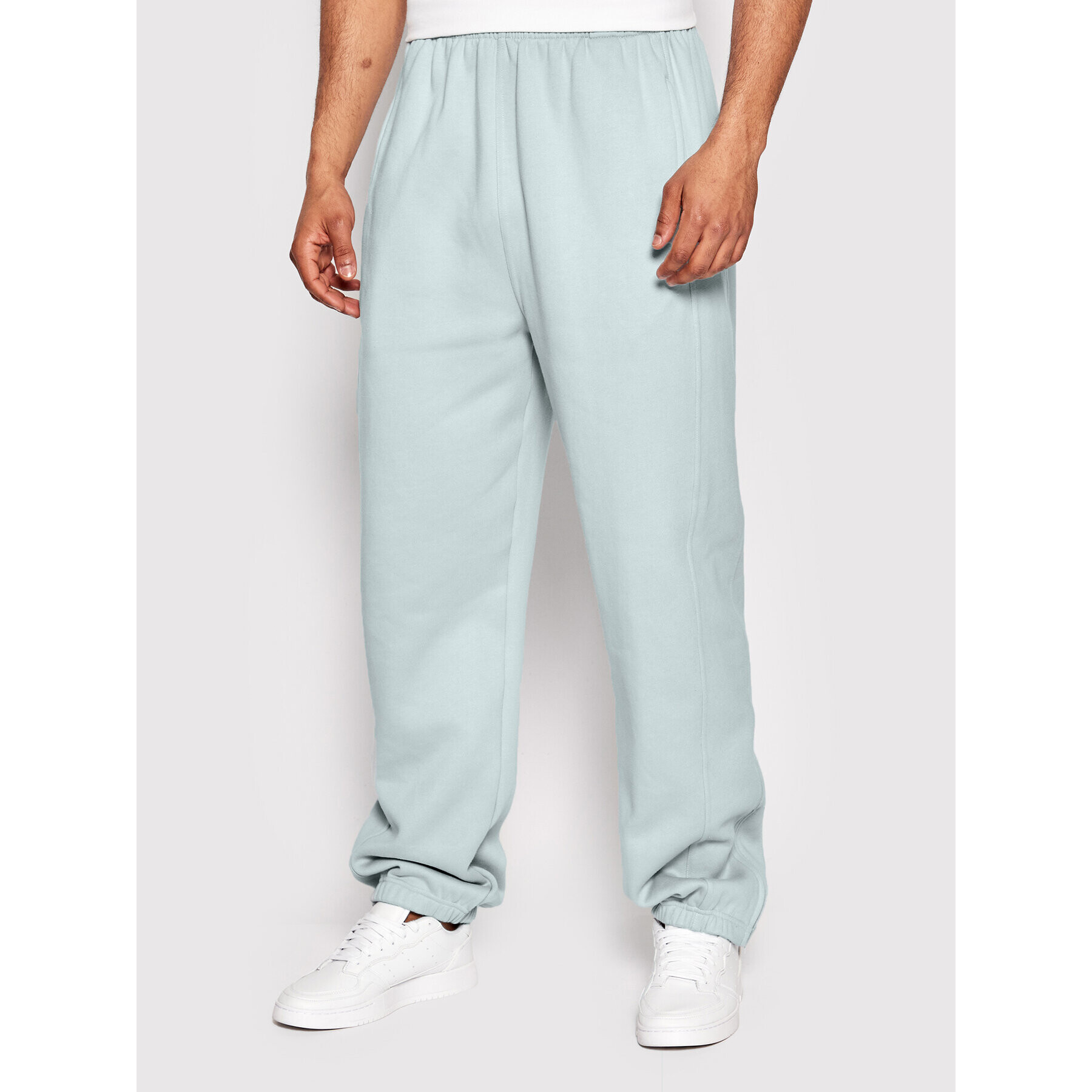 Urban Classics Pantaloni trening TB014B Albastru Relaxed Fit - Pled.ro