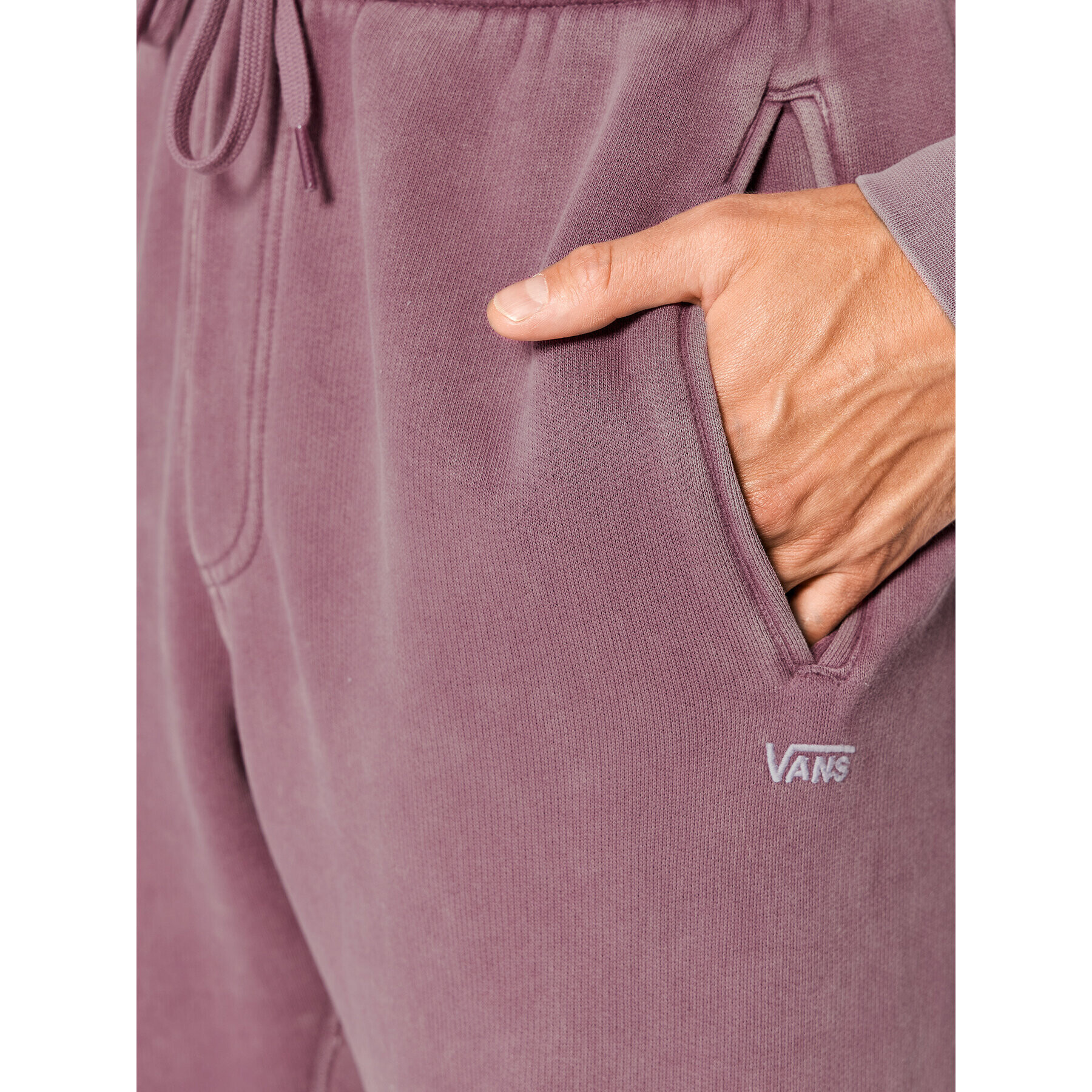 Vans Pantaloni trening ComfyCush Wash VN0A7YCE Violet Relaxed Fit - Pled.ro