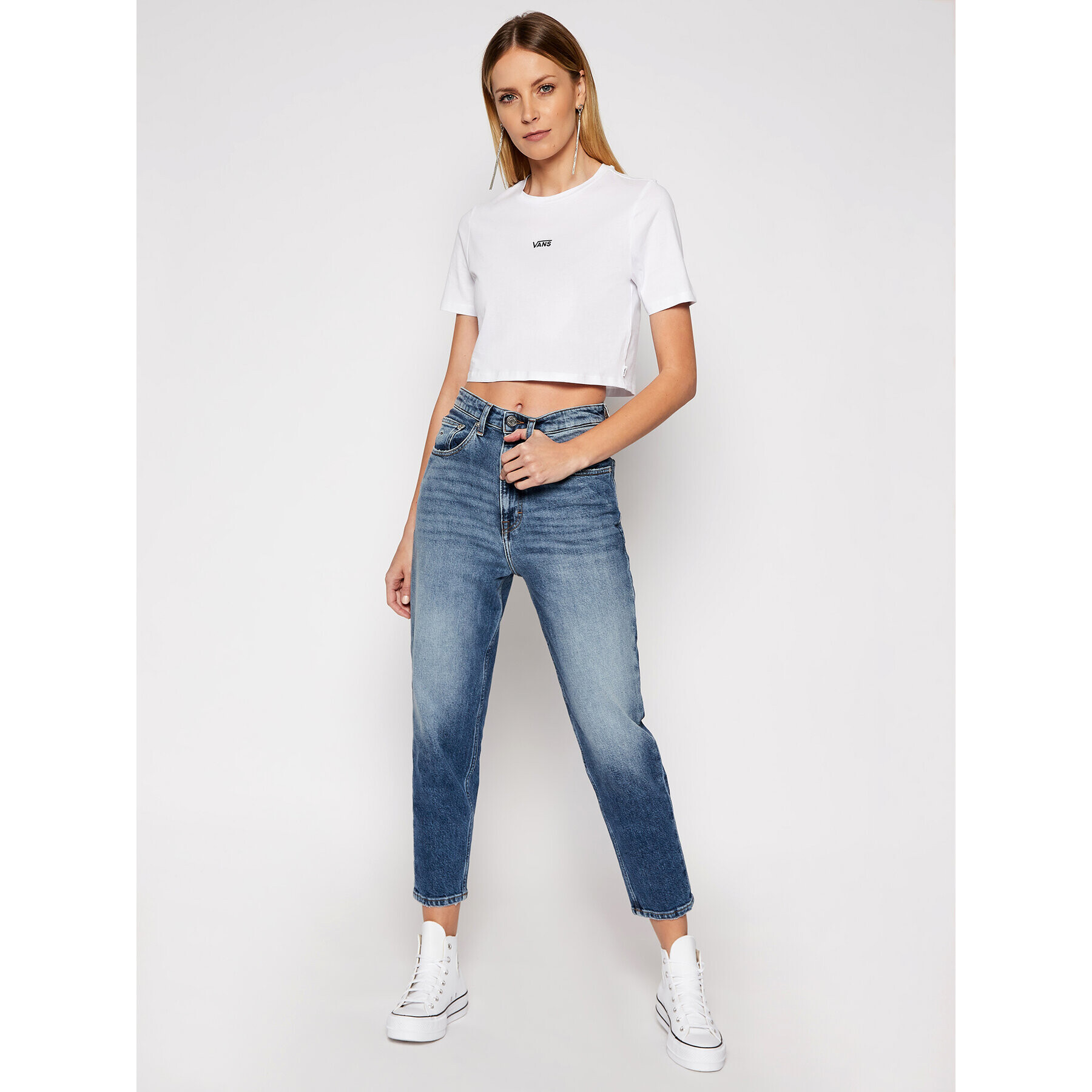 Vans Tricou Flying V Crop Cre VN0A54QU Alb Cropped Fit - Pled.ro