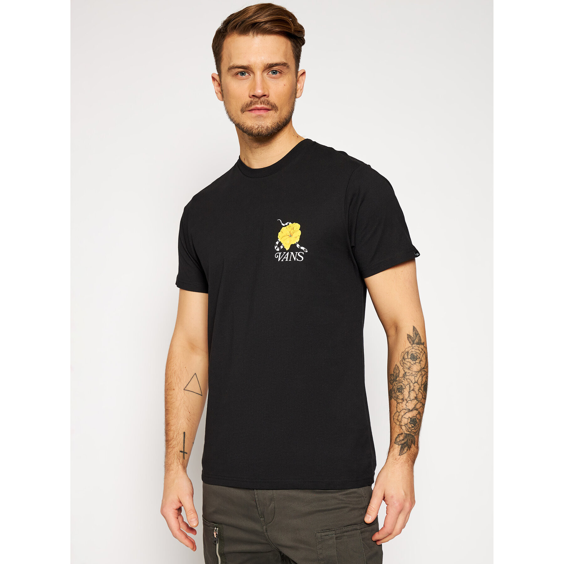 Vans Tricou Super Bloom VN0A4ROS Negru Slim Fit - Pled.ro