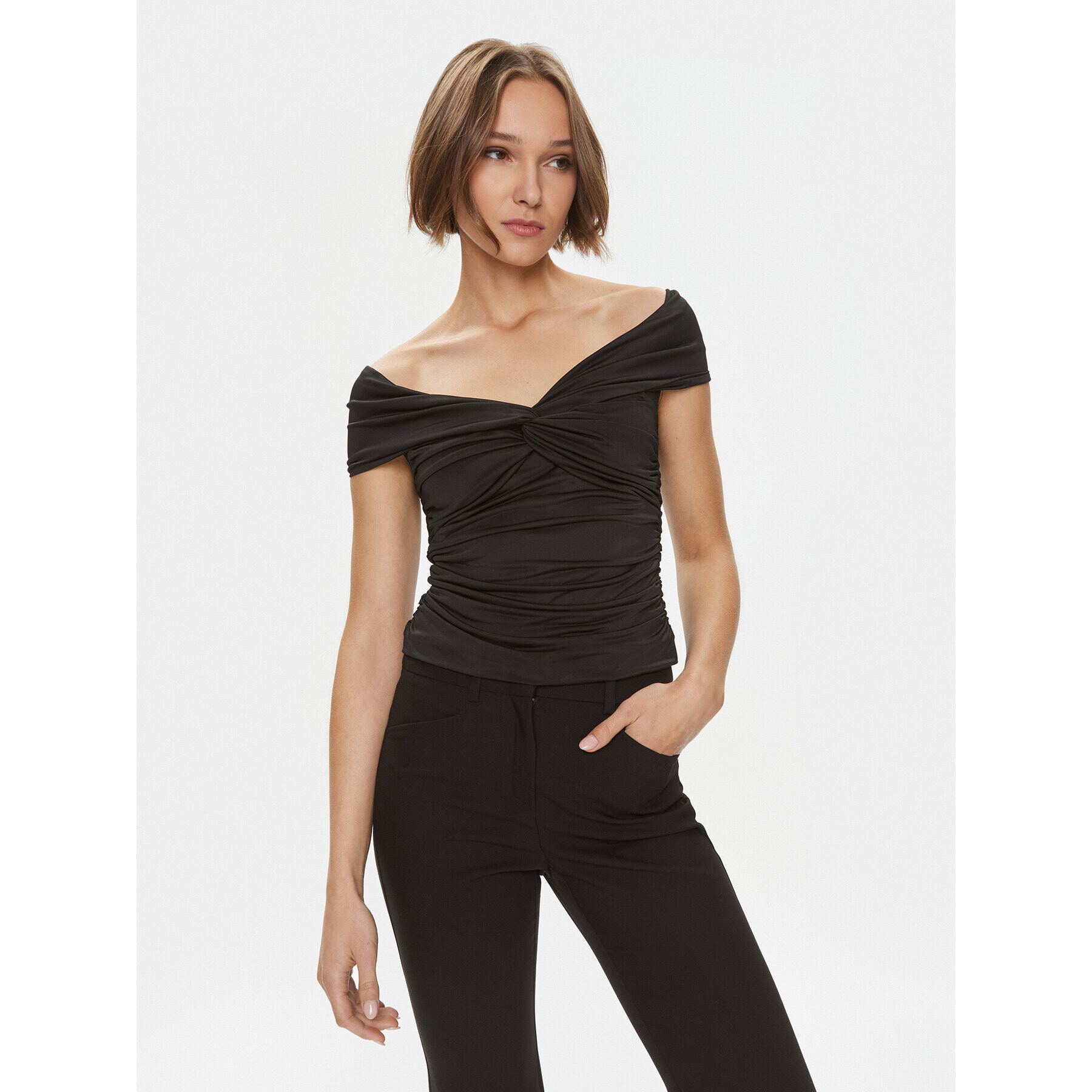 Vero Moda Bluză 10296078 Negru Regular Fit - Pled.ro