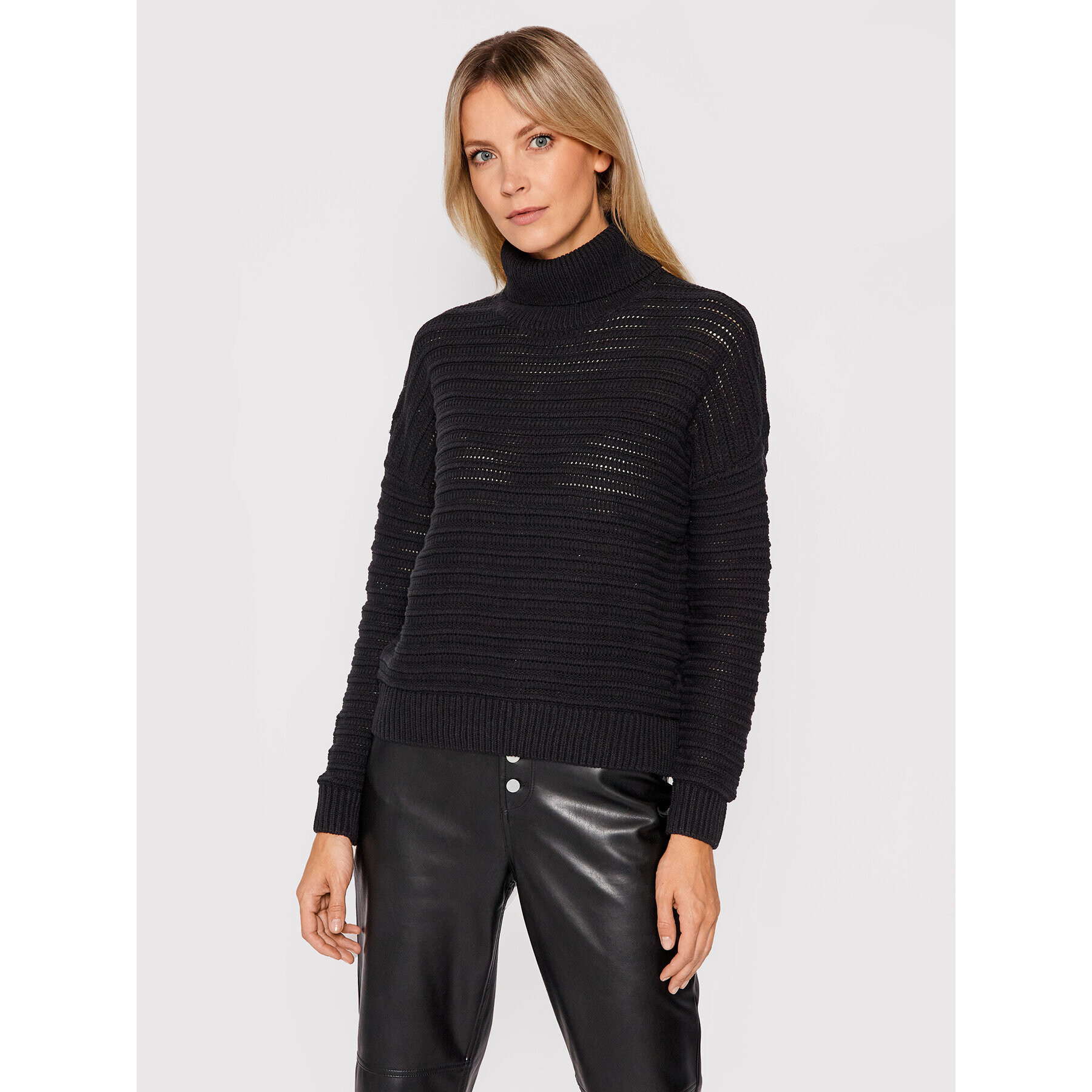 Vero Moda Bluză cu gât Stila 10251199 Negru Regular Fit - Pled.ro