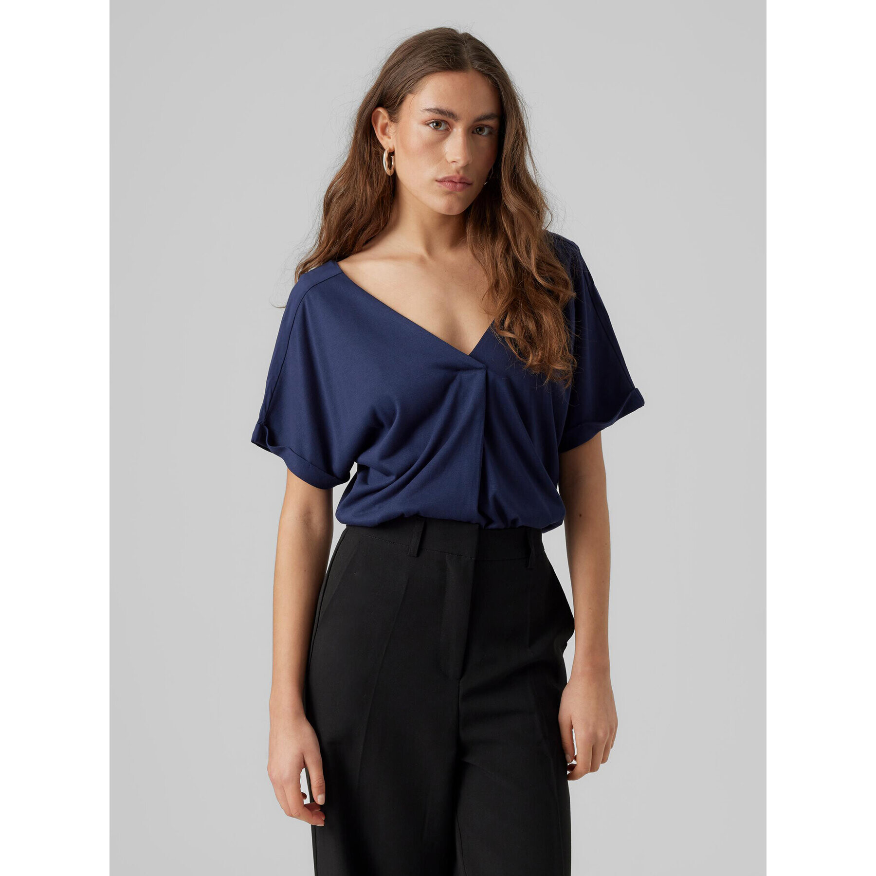 Vero Moda Bluză Flia 10288373 Bleumarin Wide Fit - Pled.ro